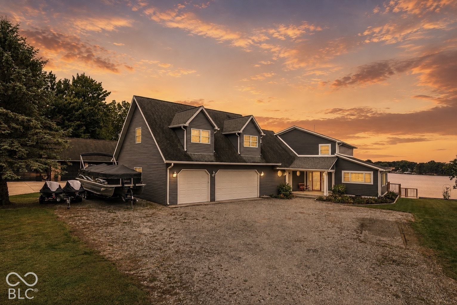 1220 Shoreline Drive — photo