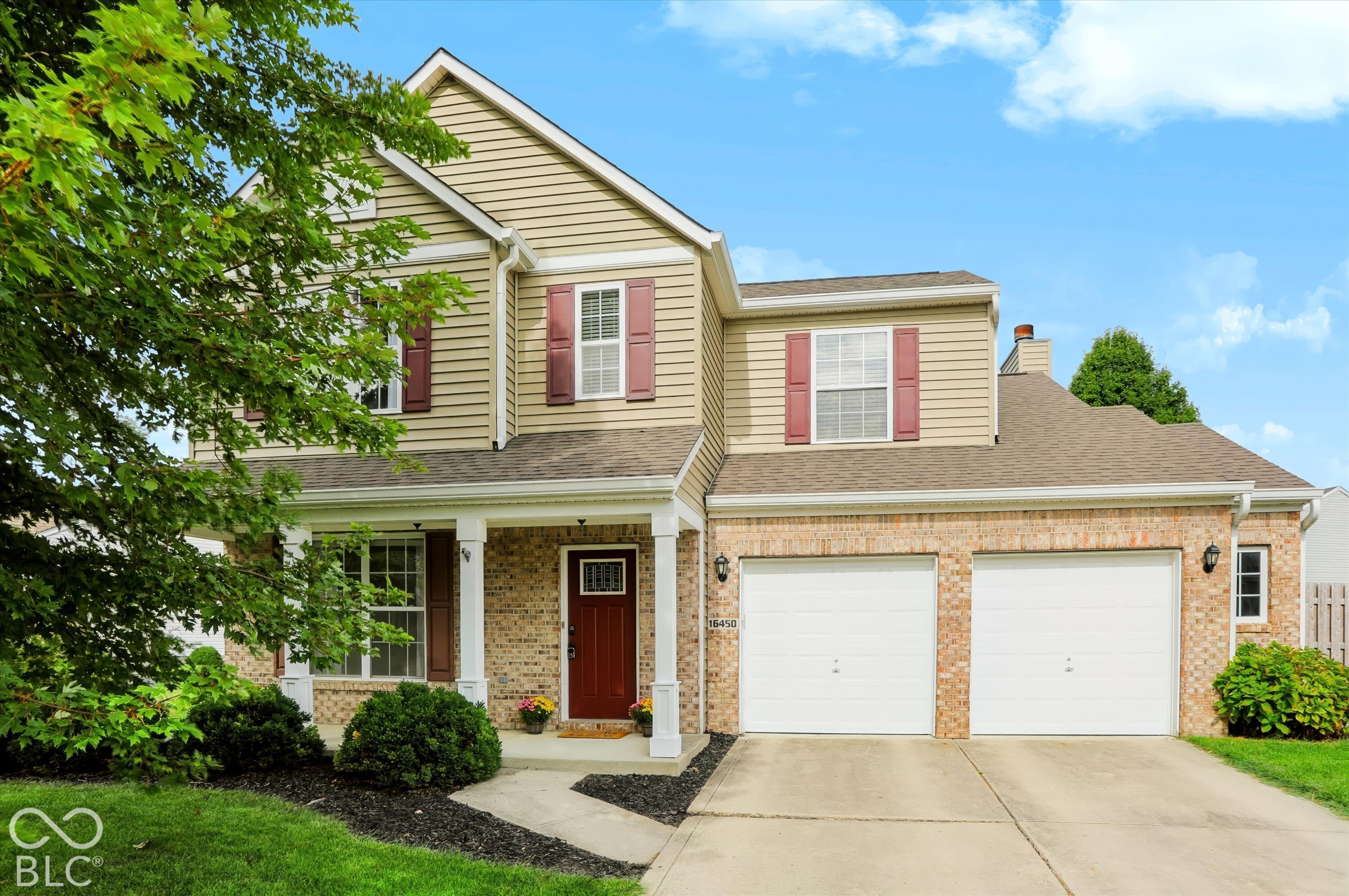 16450 Clarks Hill Way — photo