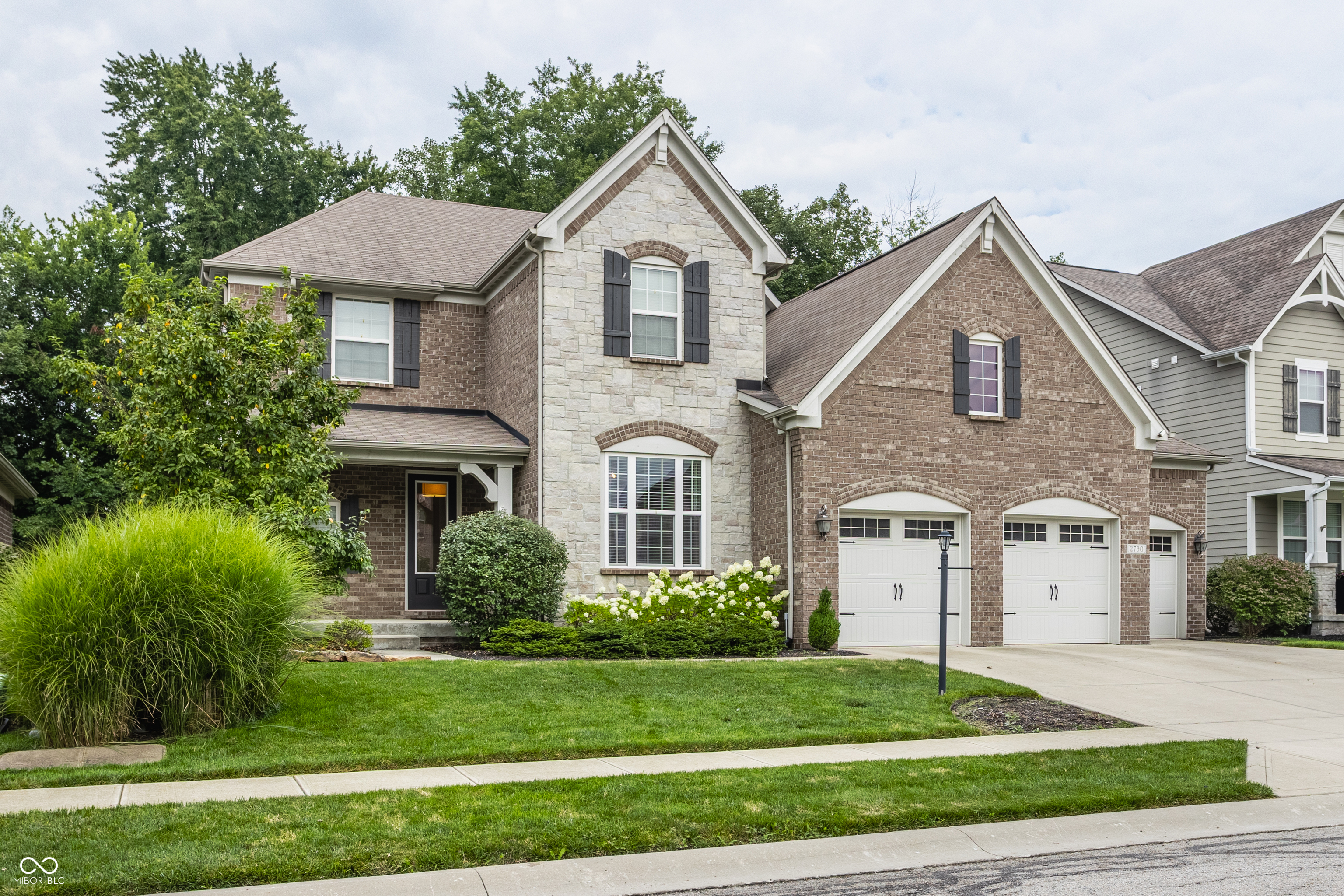 2790 W High Grove Circle — photo