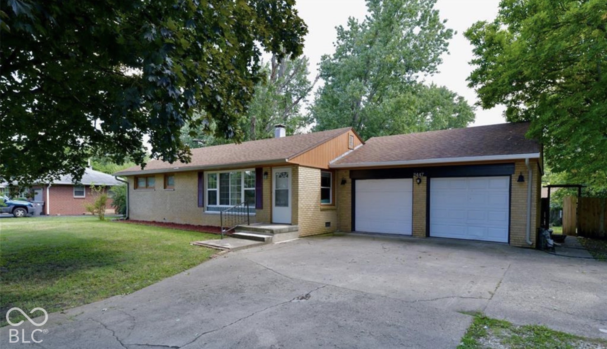 2447 Depauw Road — photo