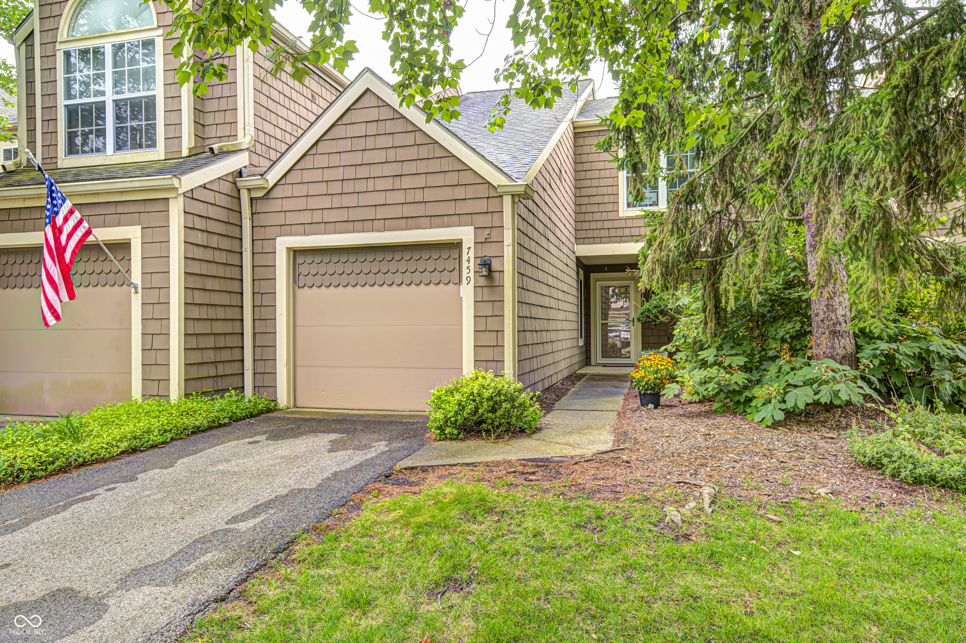 7459 Quincy Court — photo