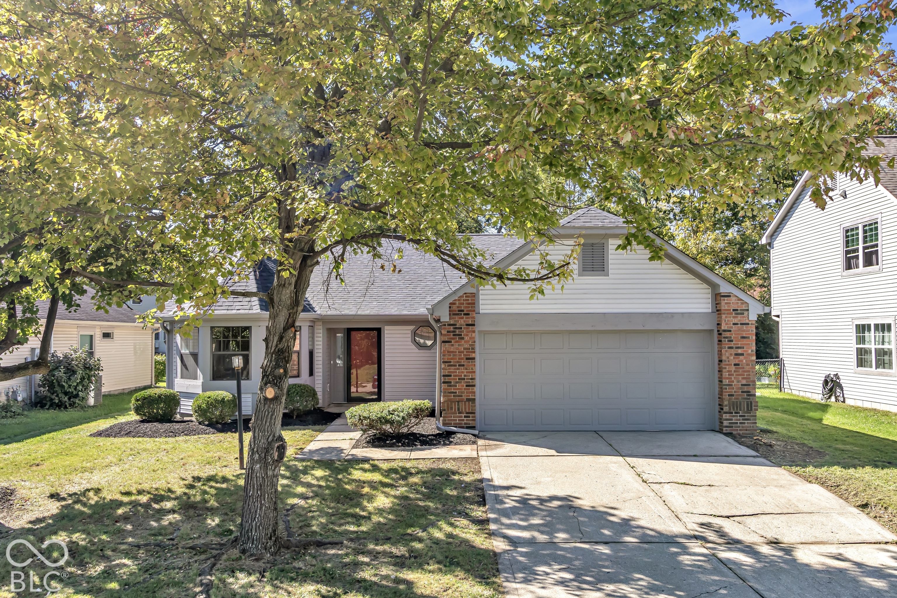 6264 Old Barn Court — photo