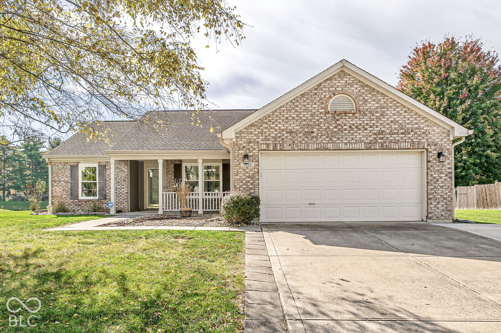 7203 Oakview Drive — photo