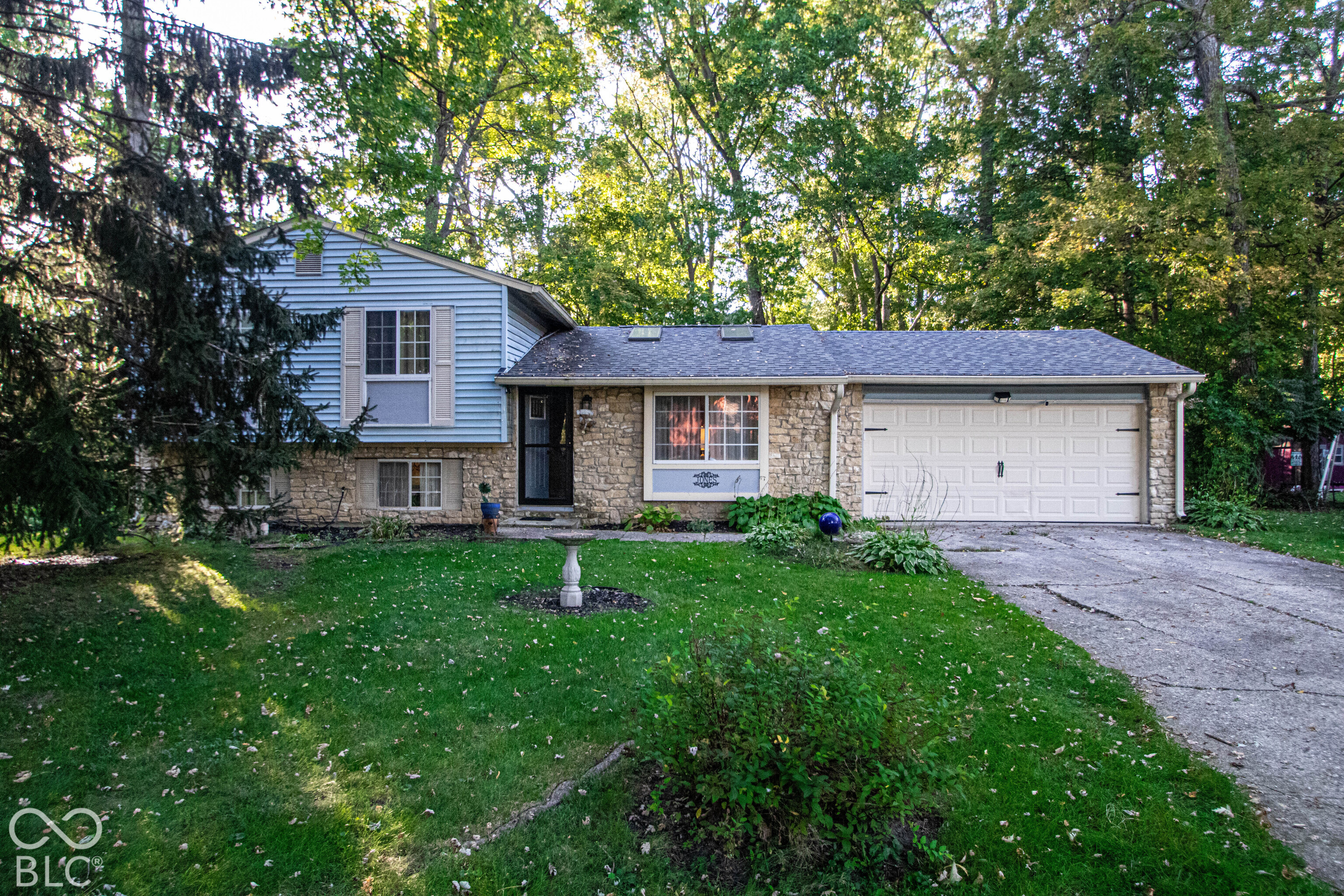 6730 Woodmere Circle — photo
