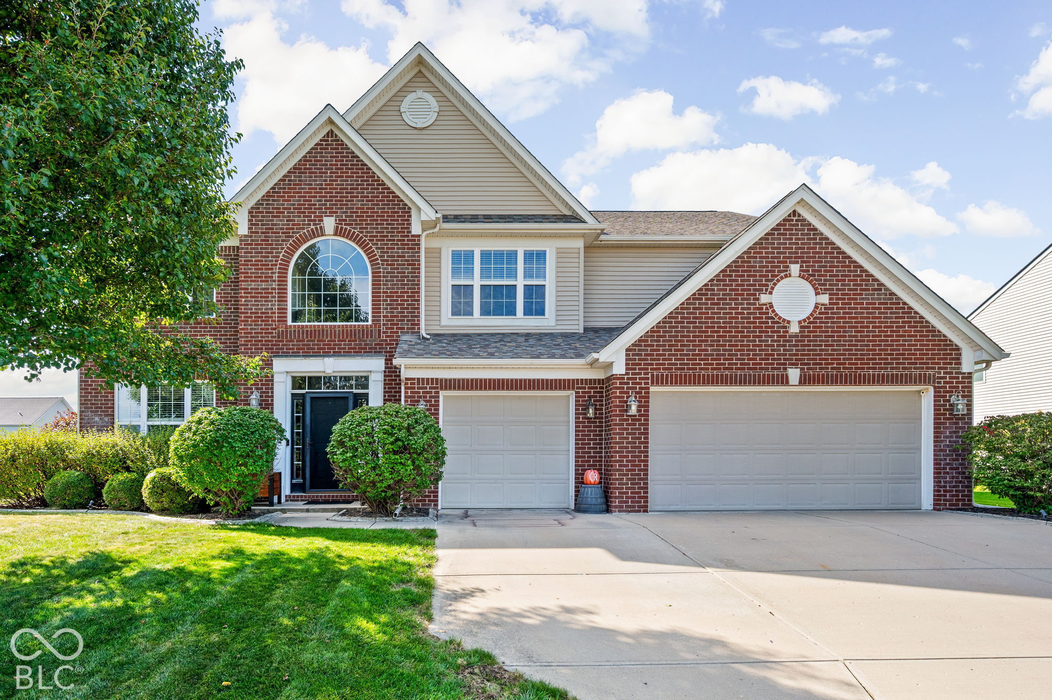 1423 Hession Drive — photo