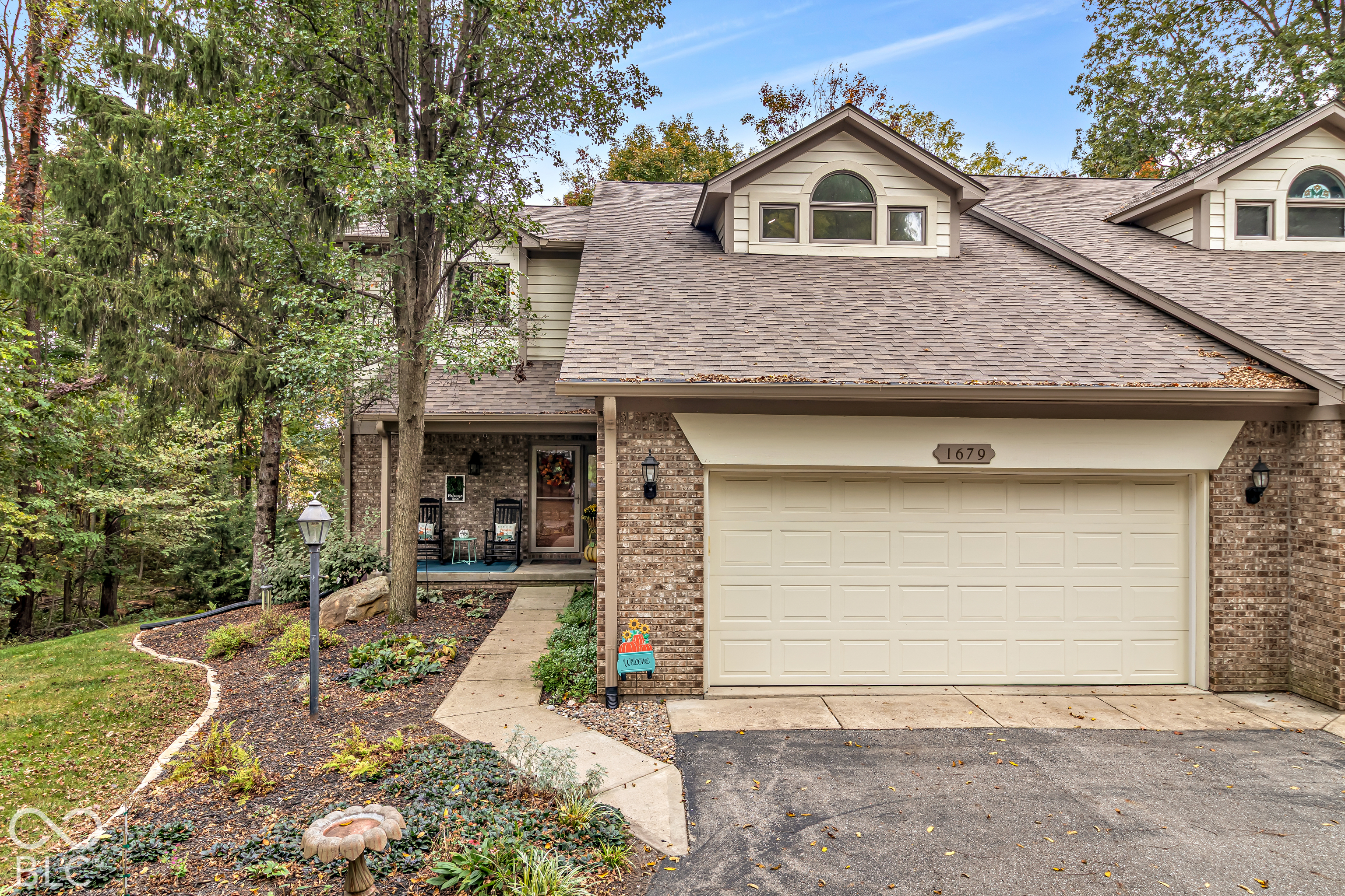 1679 Walnut Trace Unit a — photo