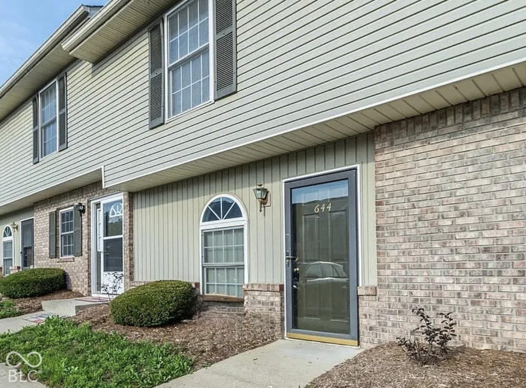 644 E Sherwood Hills Drive — photo
