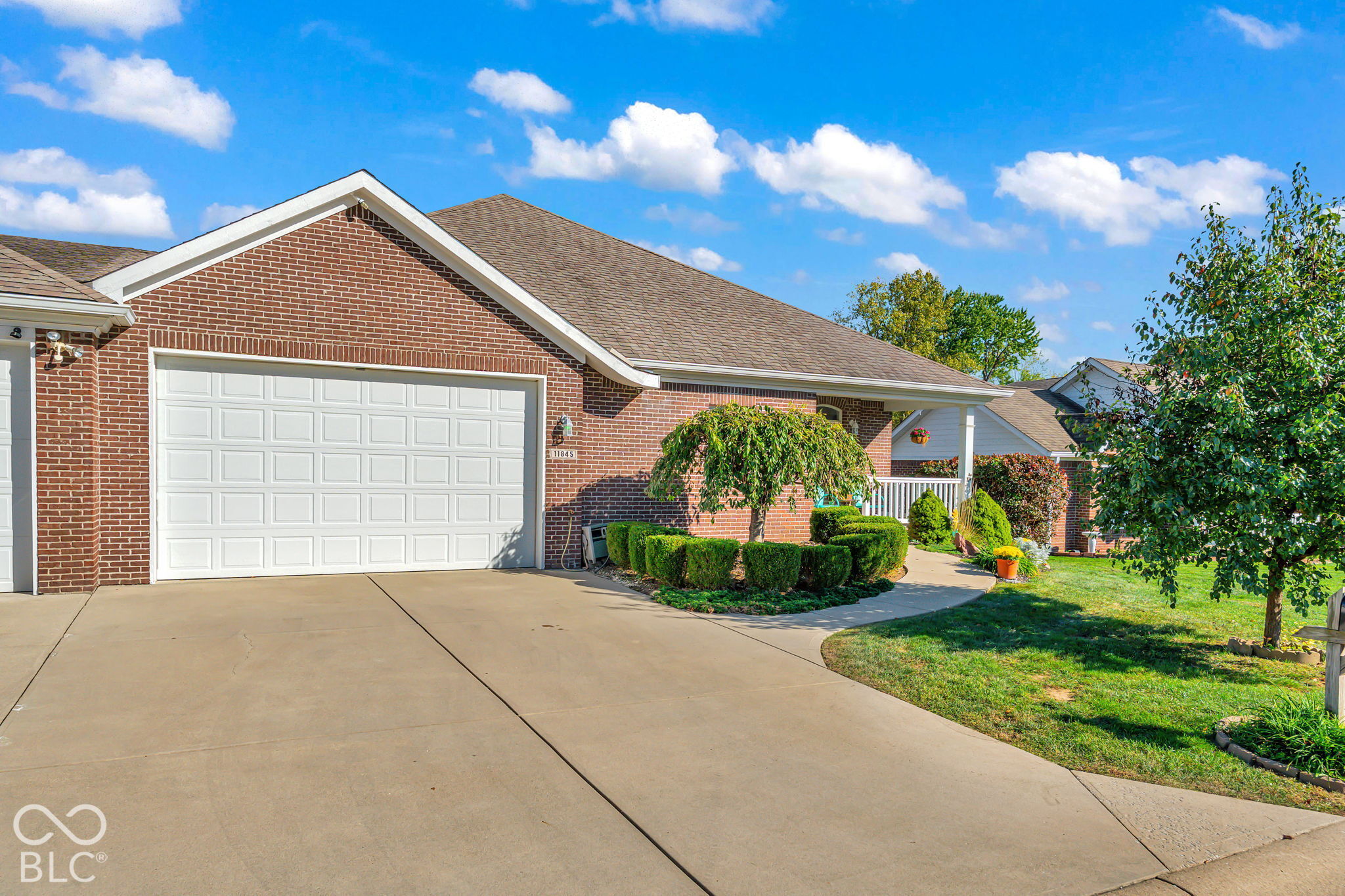 11845 Civic Circle — photo
