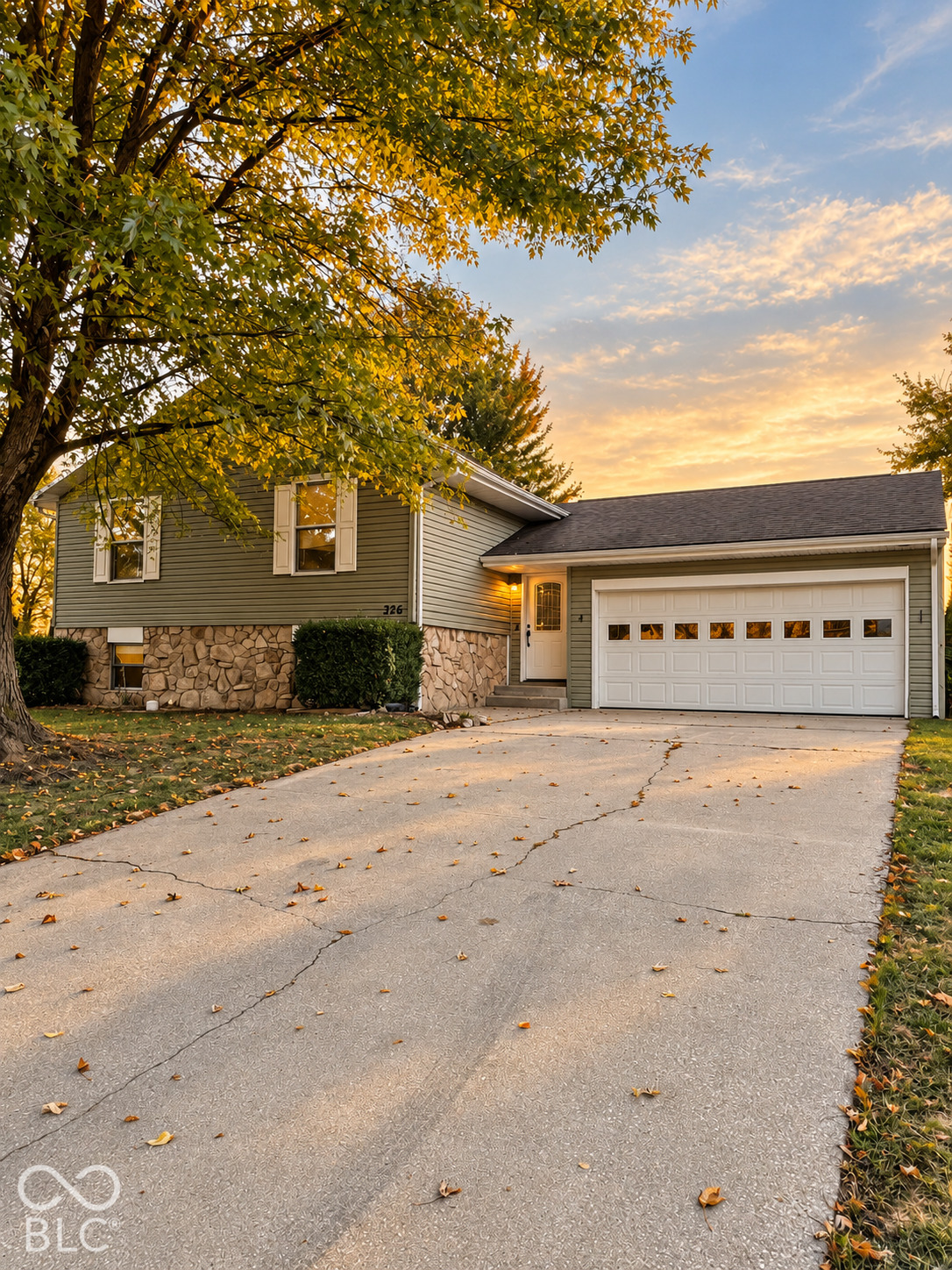 326 Glenbrook Drive — photo