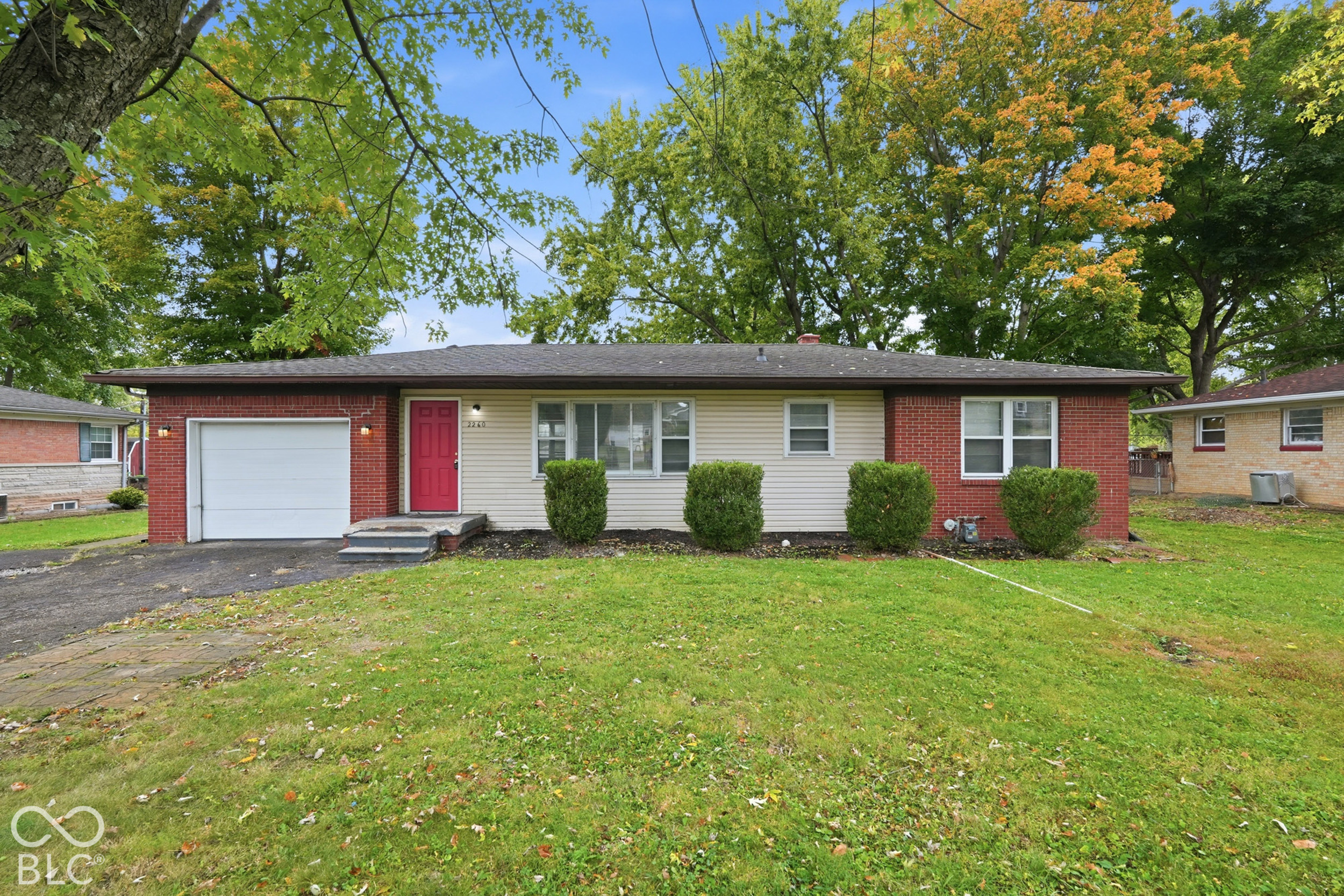 2260 E Thompson Road — photo