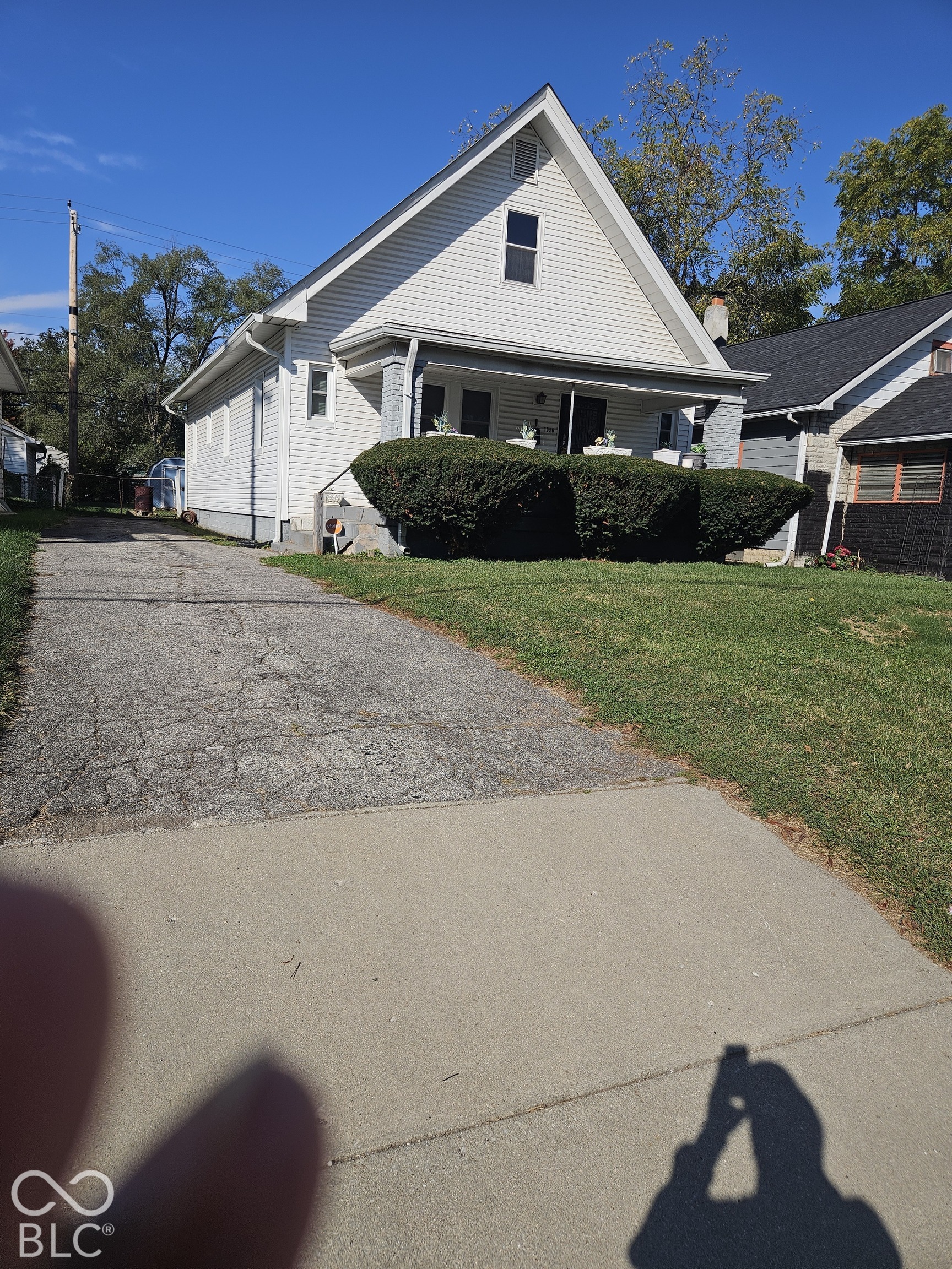 1926 N Harding Street — photo