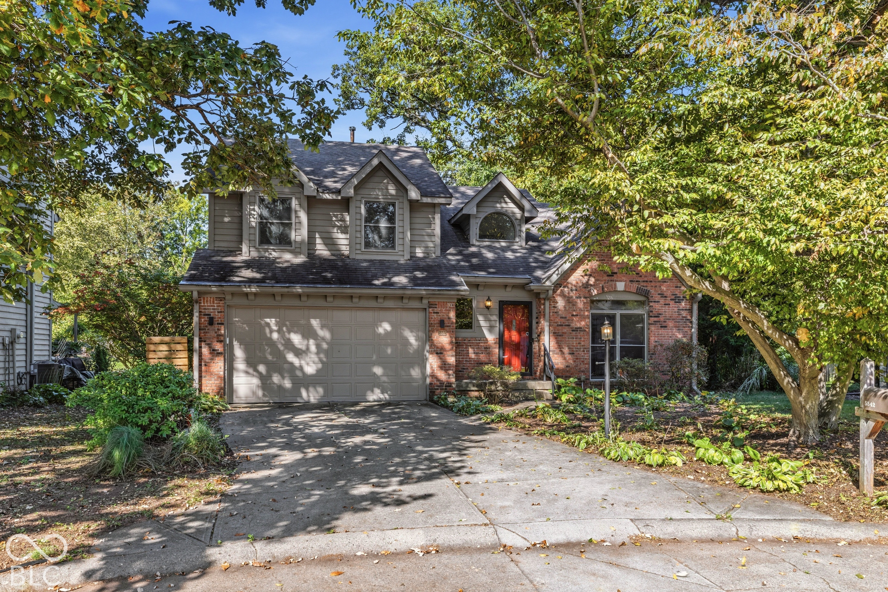 5542 Painted Maple Court — photo
