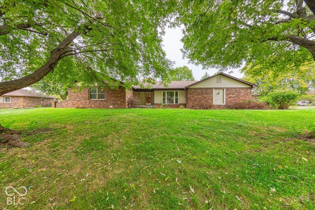 596 S Yeagy Court — photo
