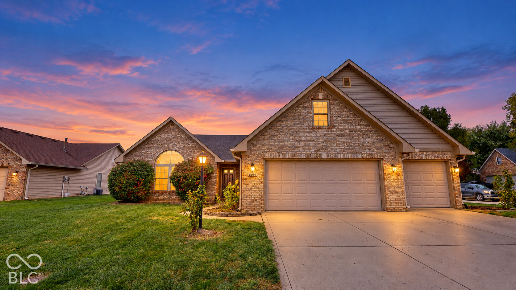 1404 Mahony Court — photo
