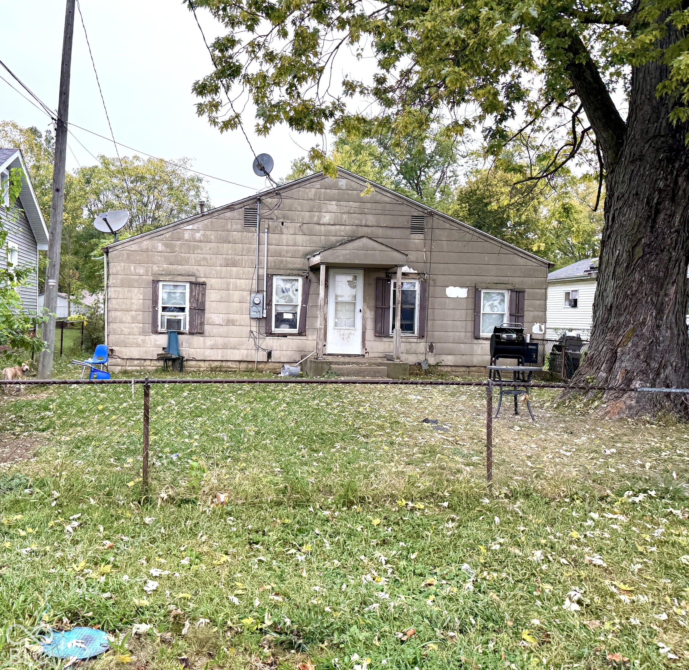 2512 E 10th Street — photo