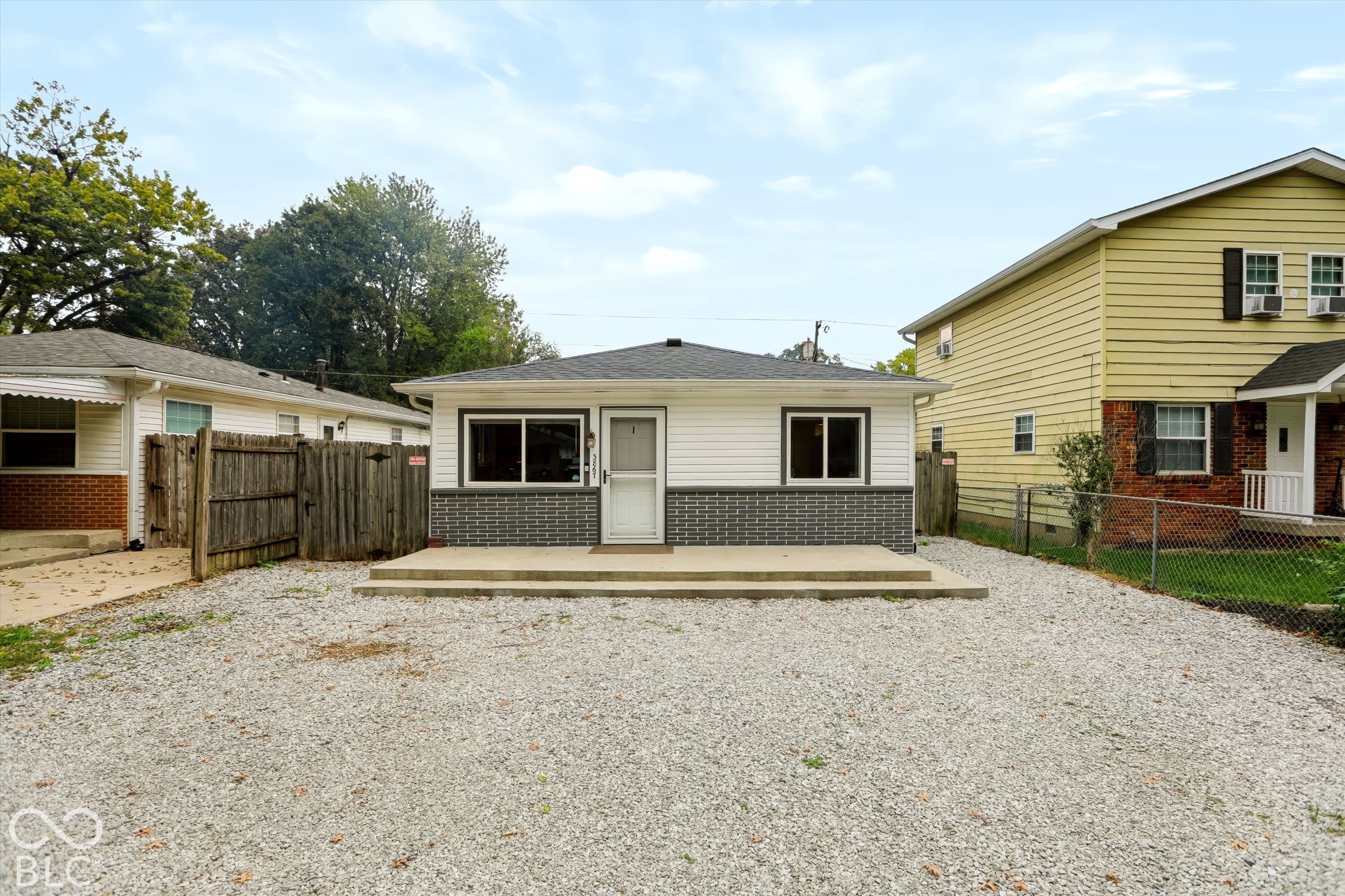 3867 Asbury Street — photo