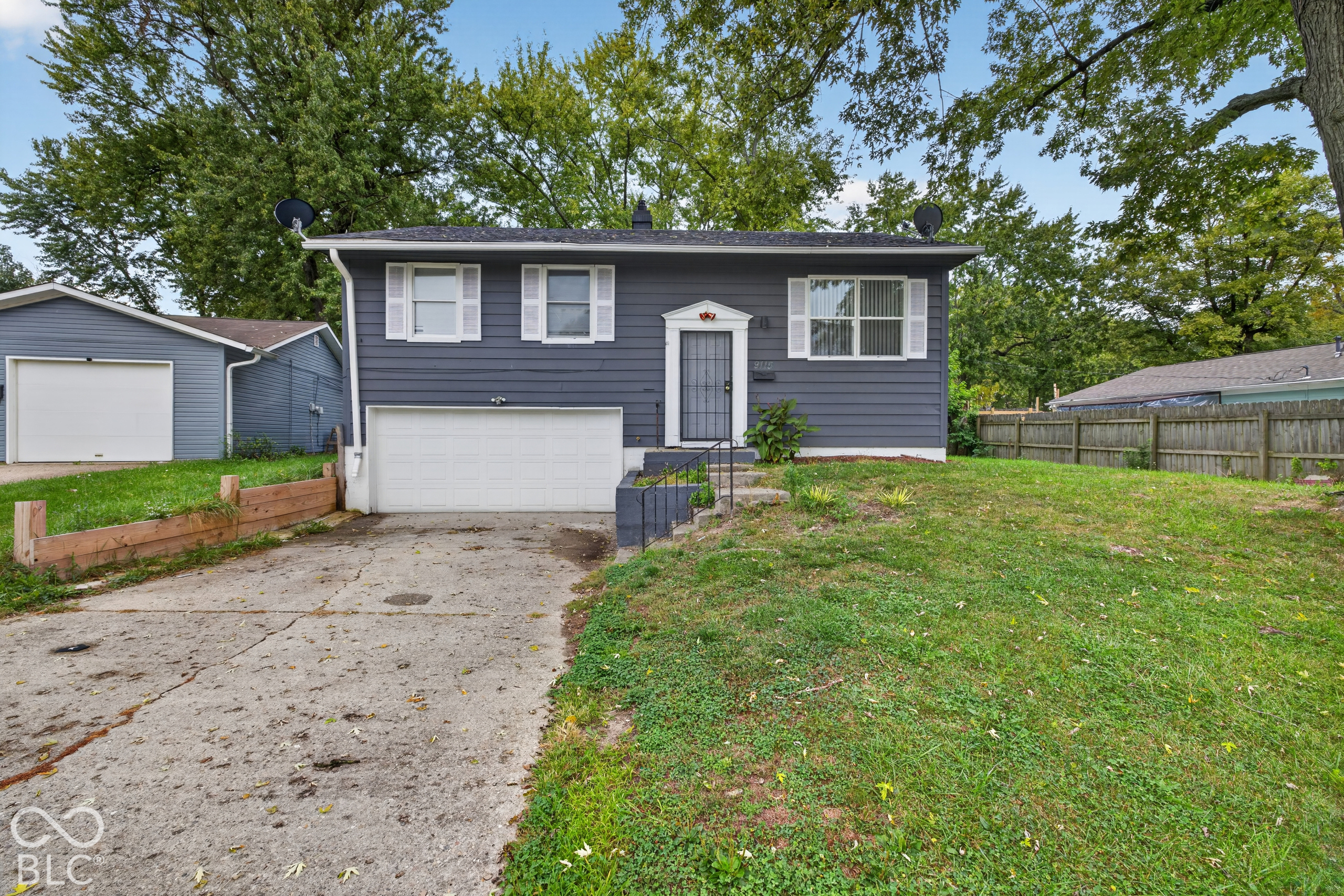9115 Breen Court — photo