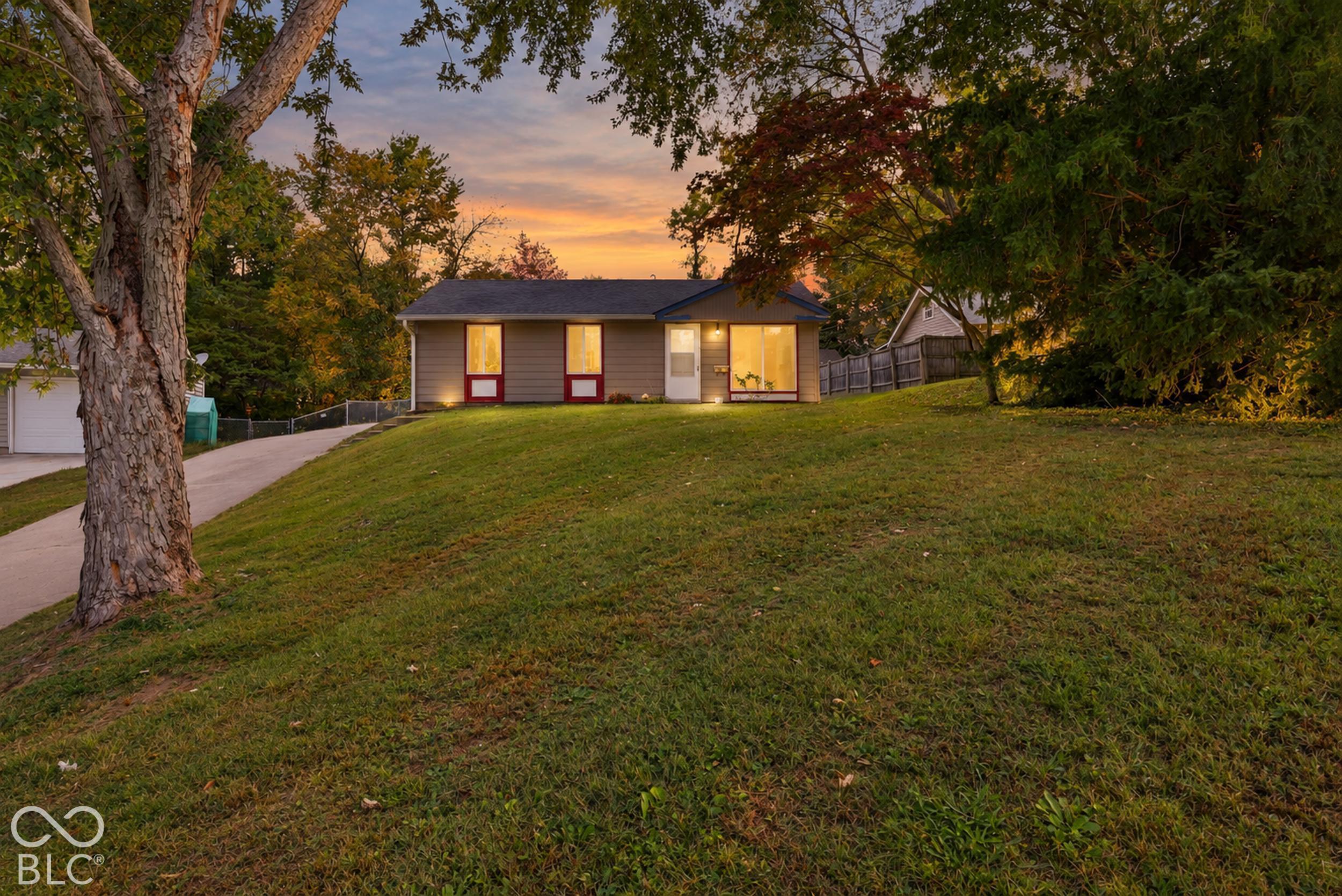 3 E Fairlane Court — photo