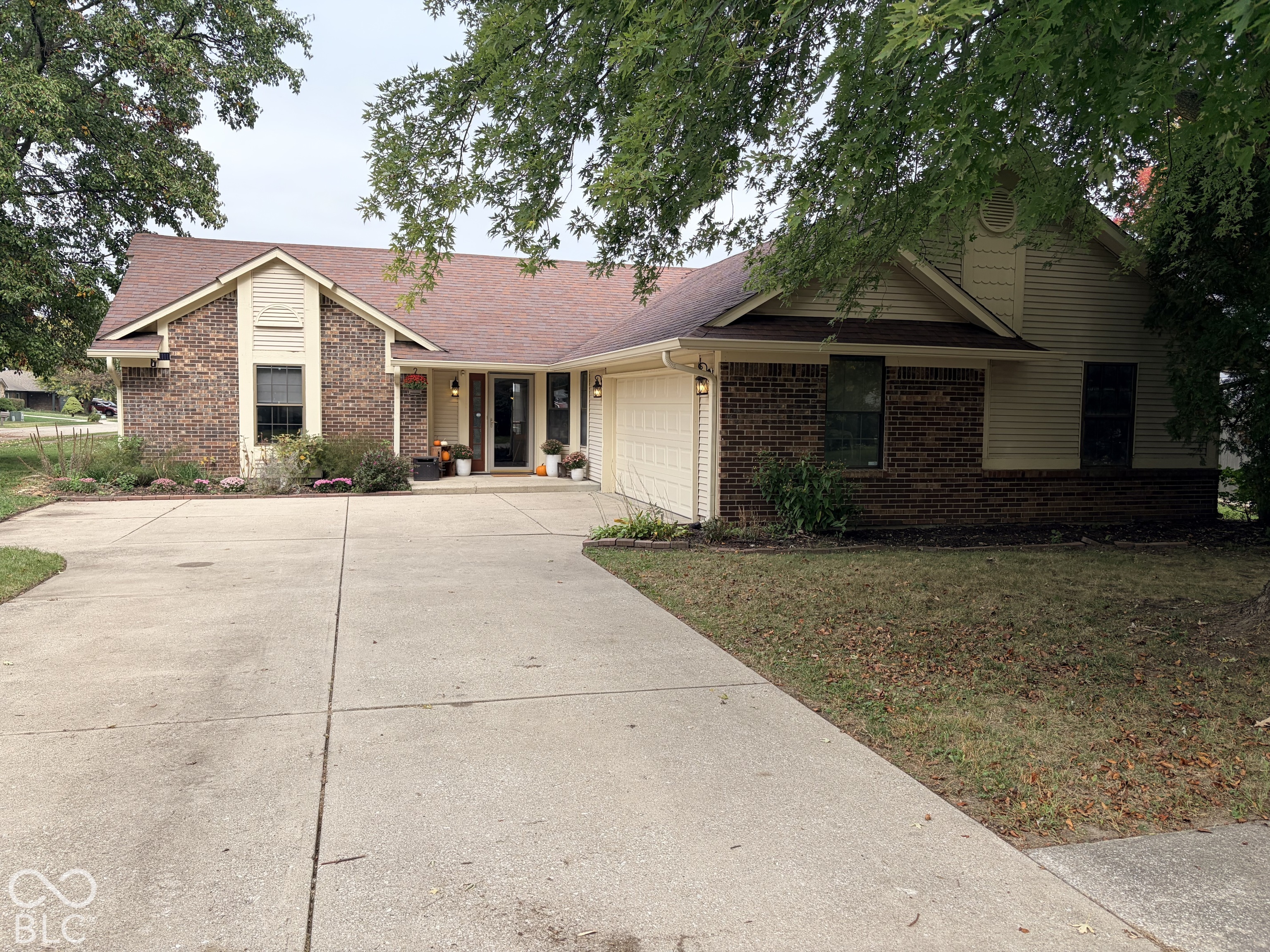 6316 Muirfield Way — photo