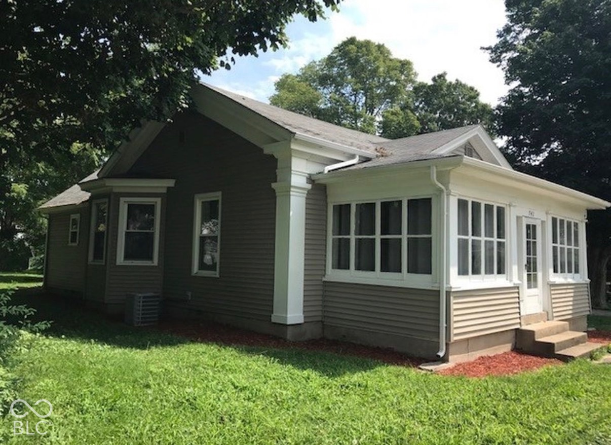 742 Walnut Street — photo