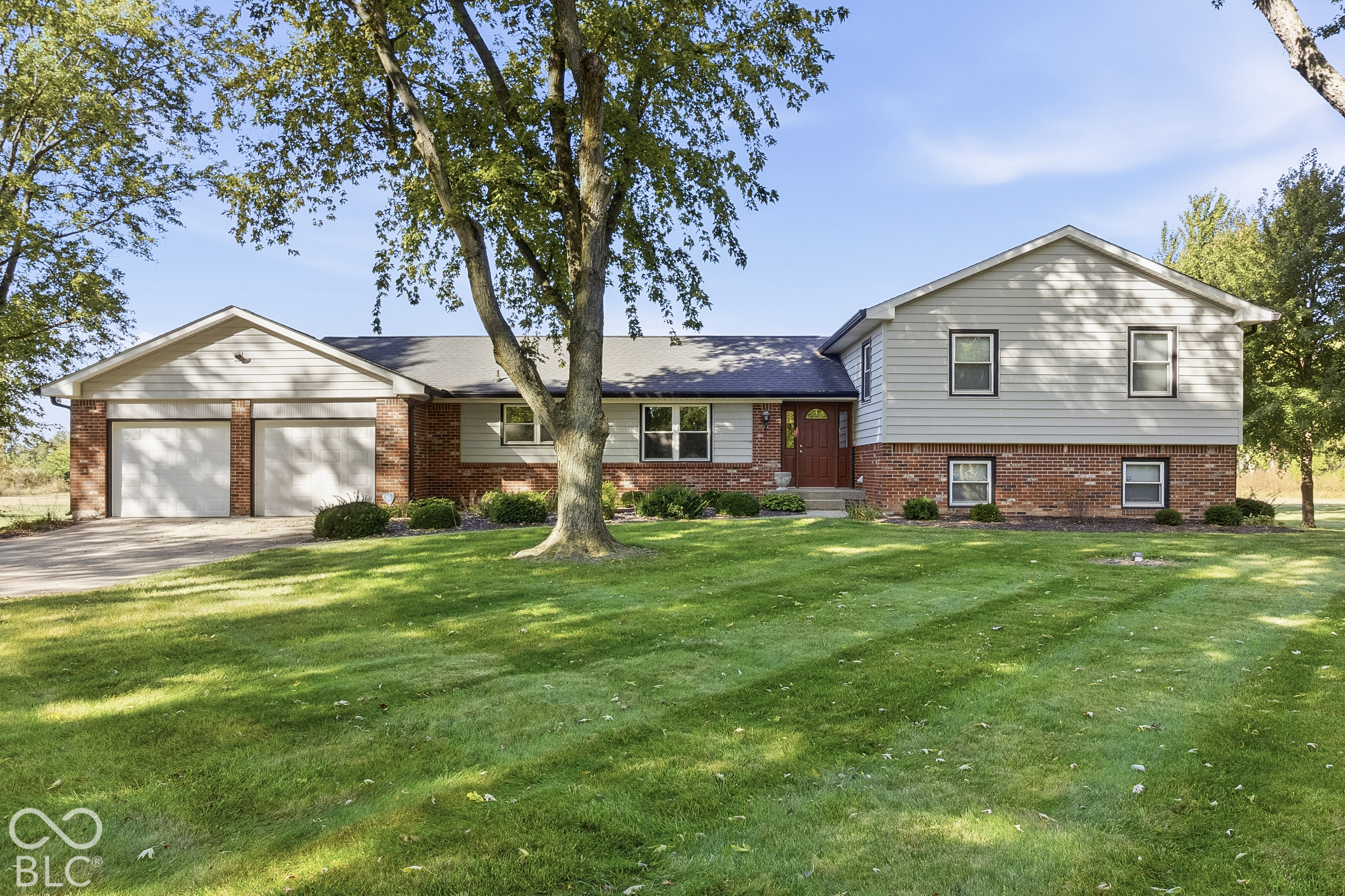 916 N 350 W — photo