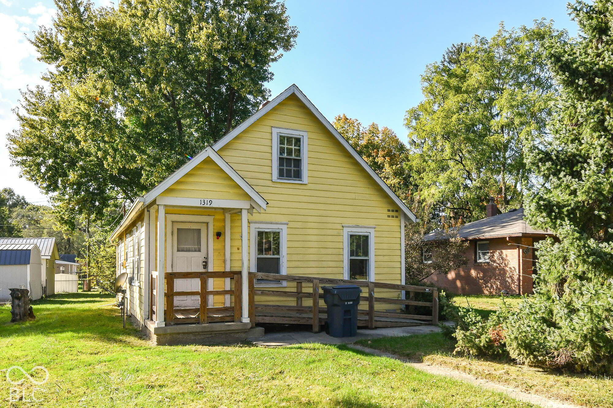 1319 Chester Street — photo
