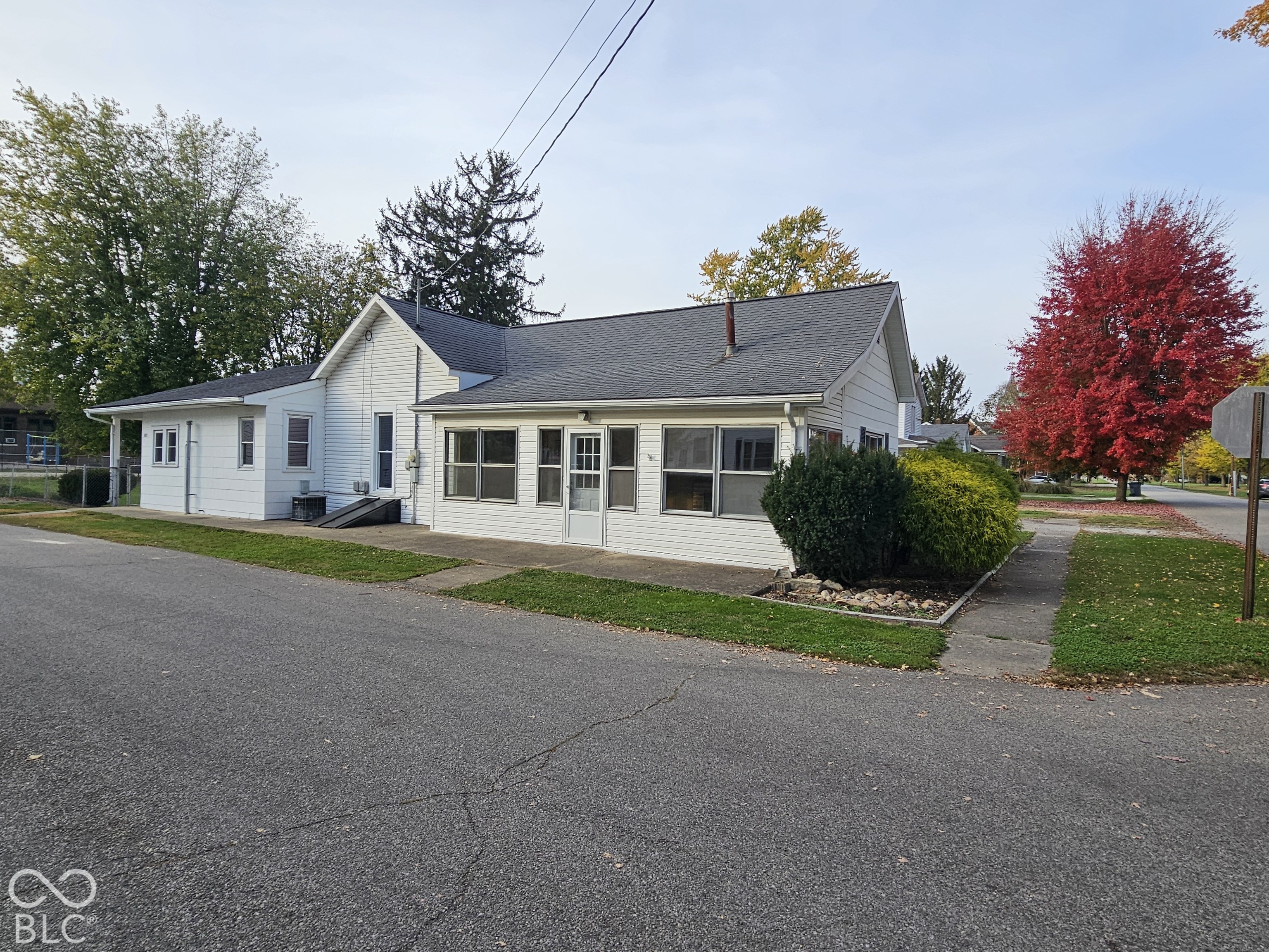 501 Queen Street — photo
