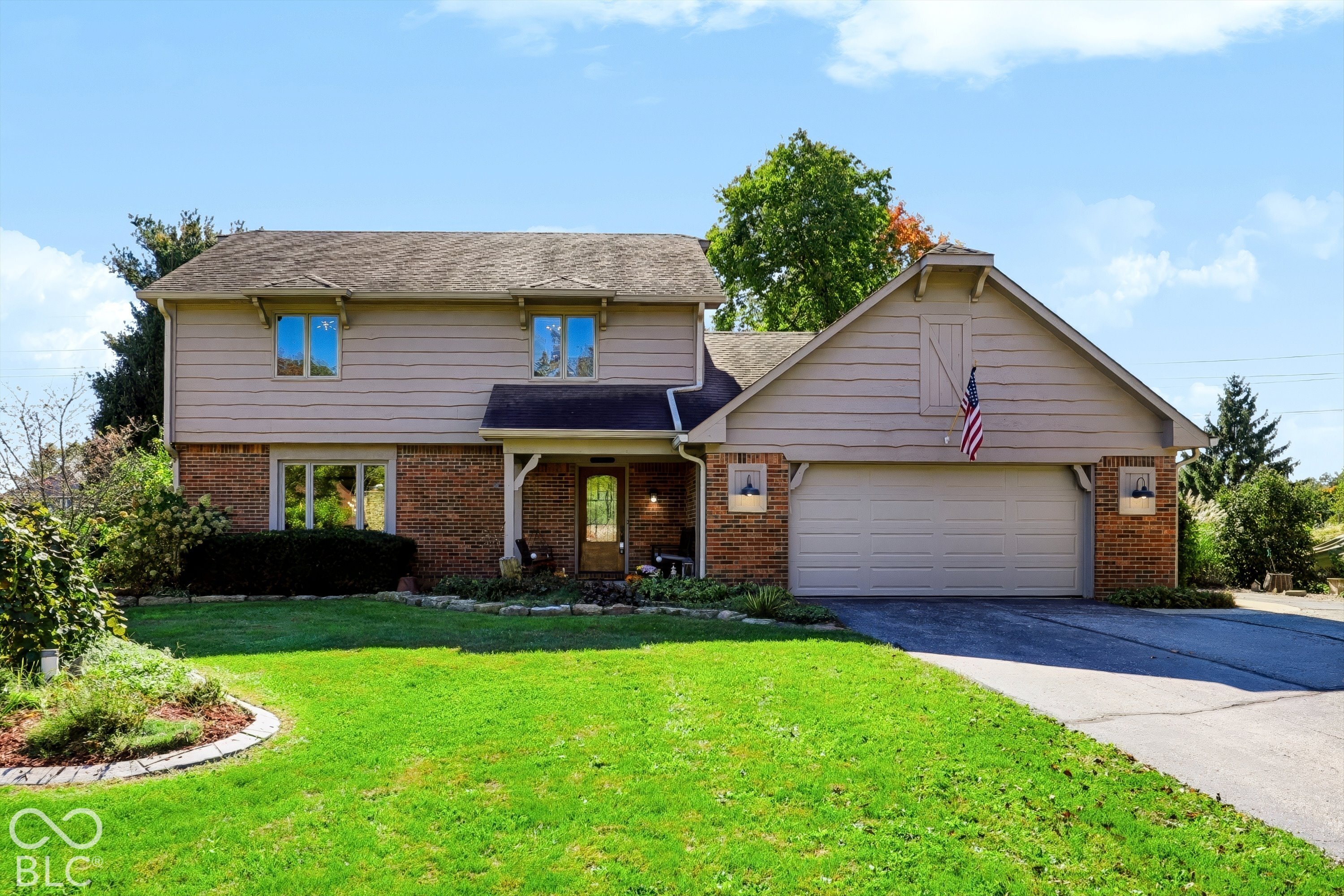 7037 Bluffwood Court — photo