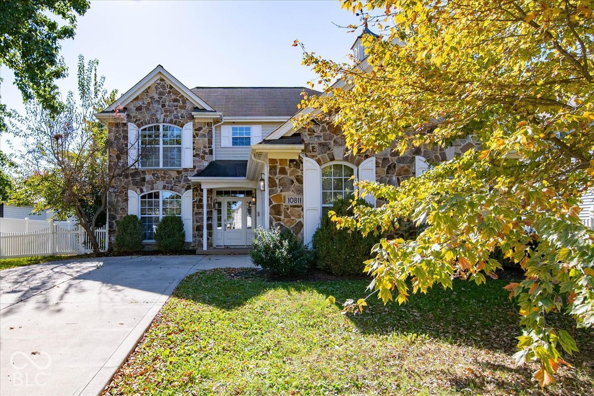10811 Meadow Wing Court — photo