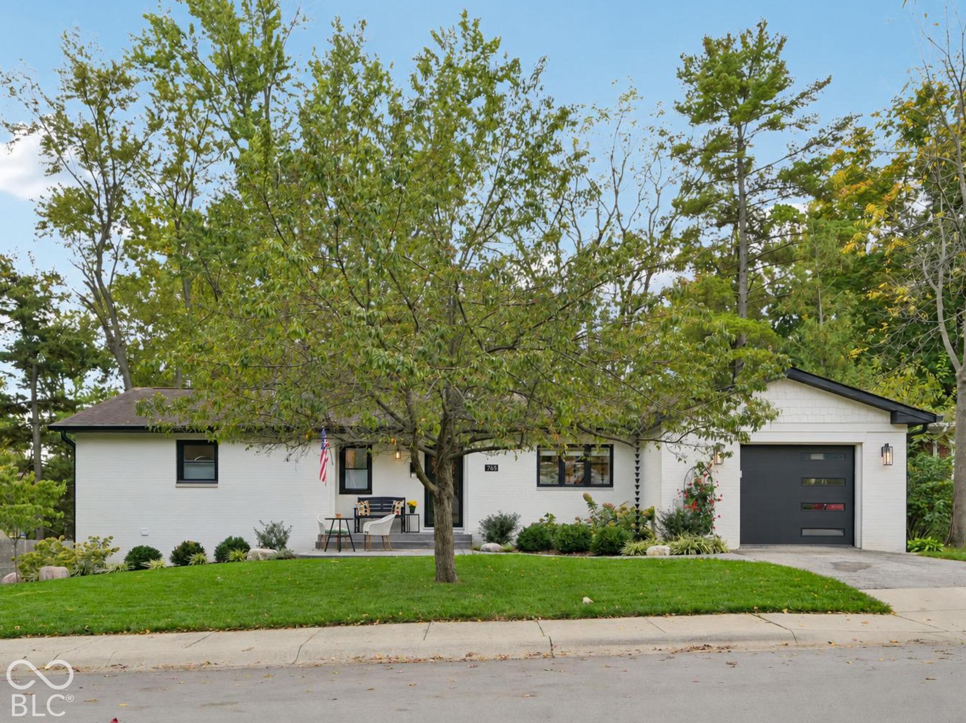 765 W Pine Street — photo