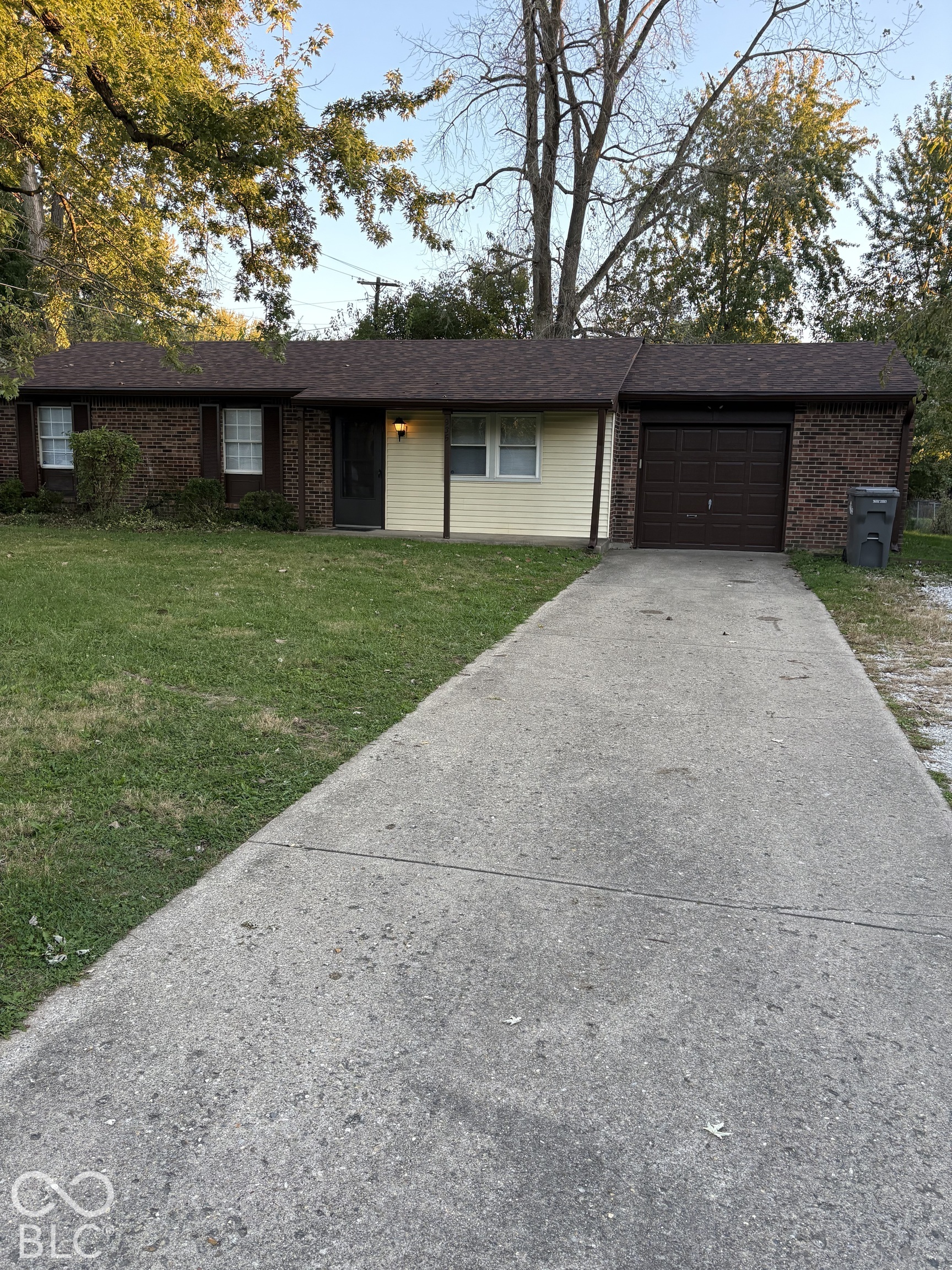935 W Stop 11 Road — photo