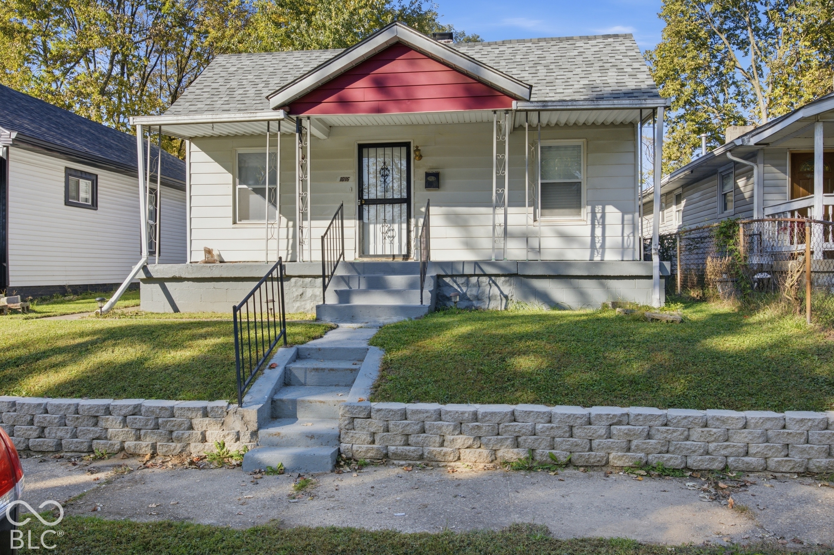 1016 N Sheffield Avenue — photo