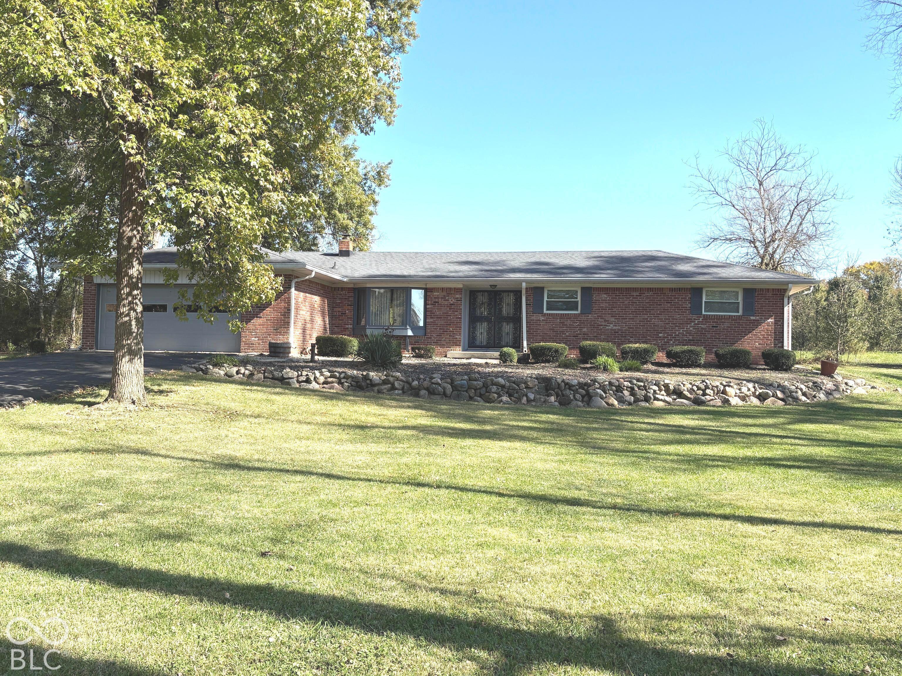 11615 Crestwood Court — photo