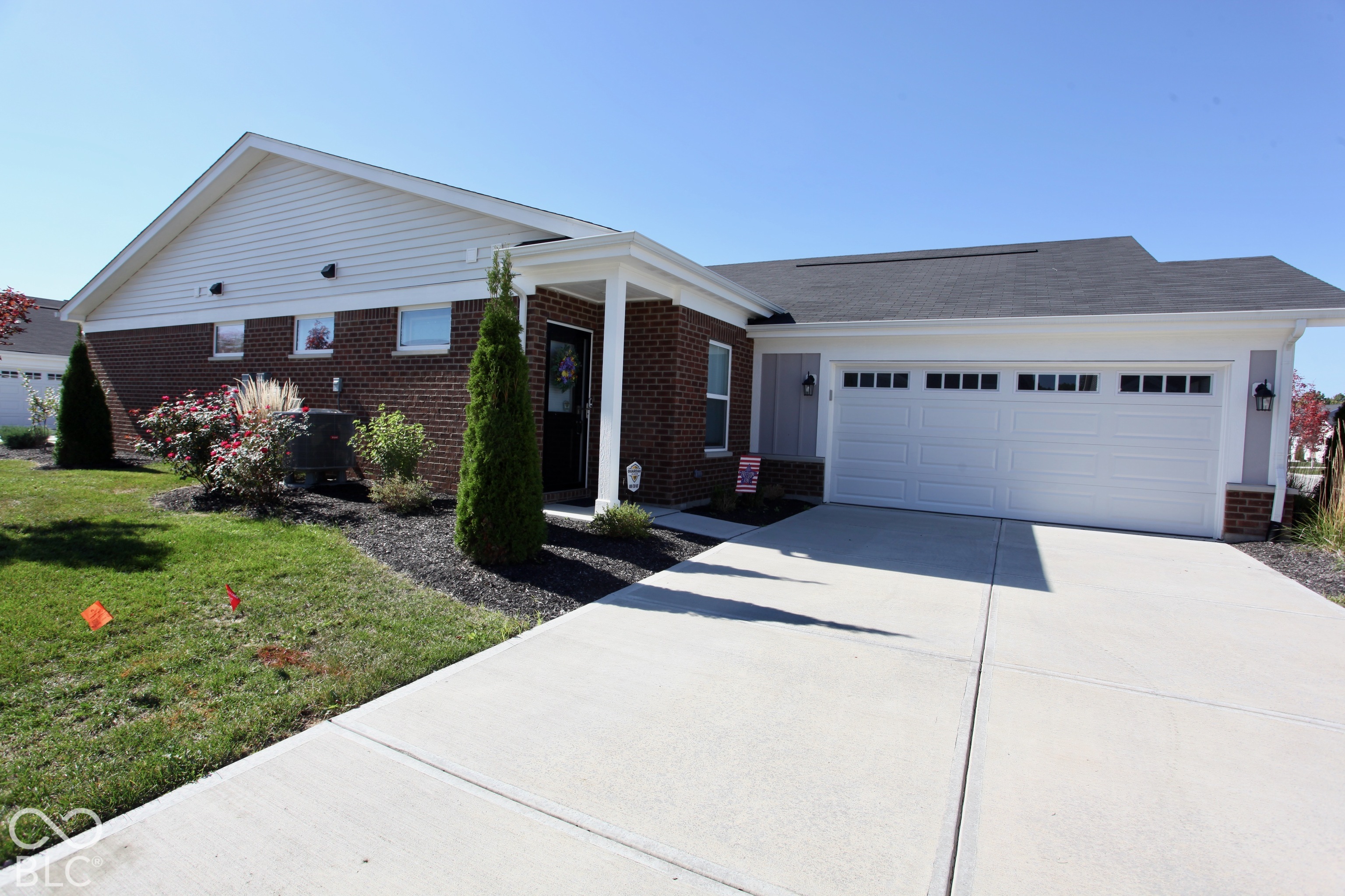 6046 Bluecrest Drive — photo