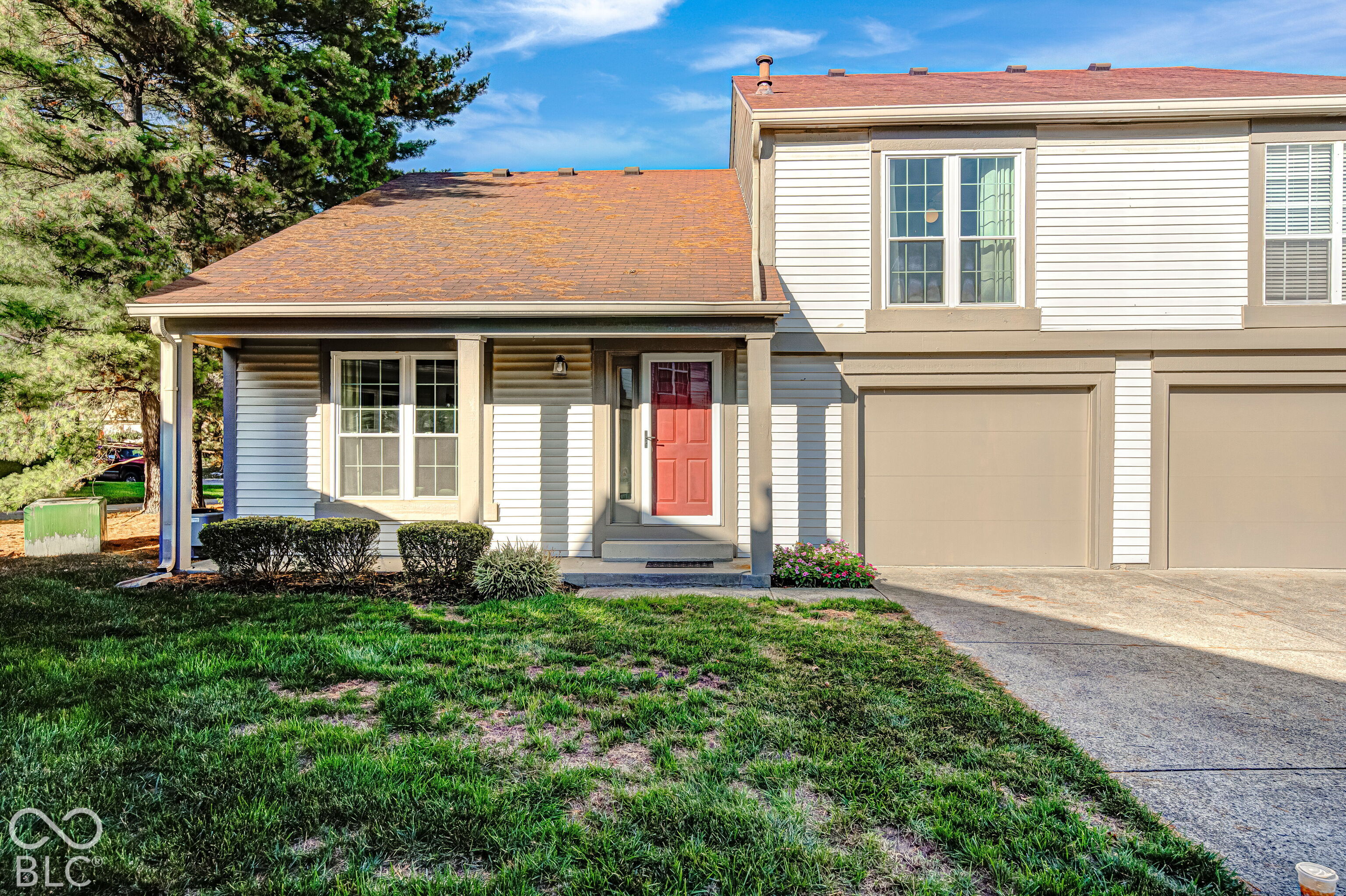 7909 Hunters Path — photo