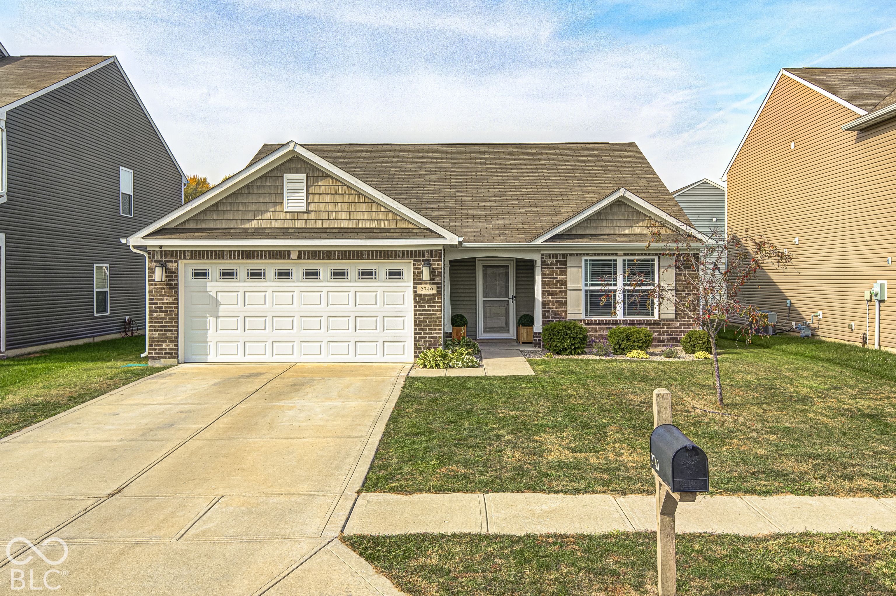 2740 Applecard Drive — photo