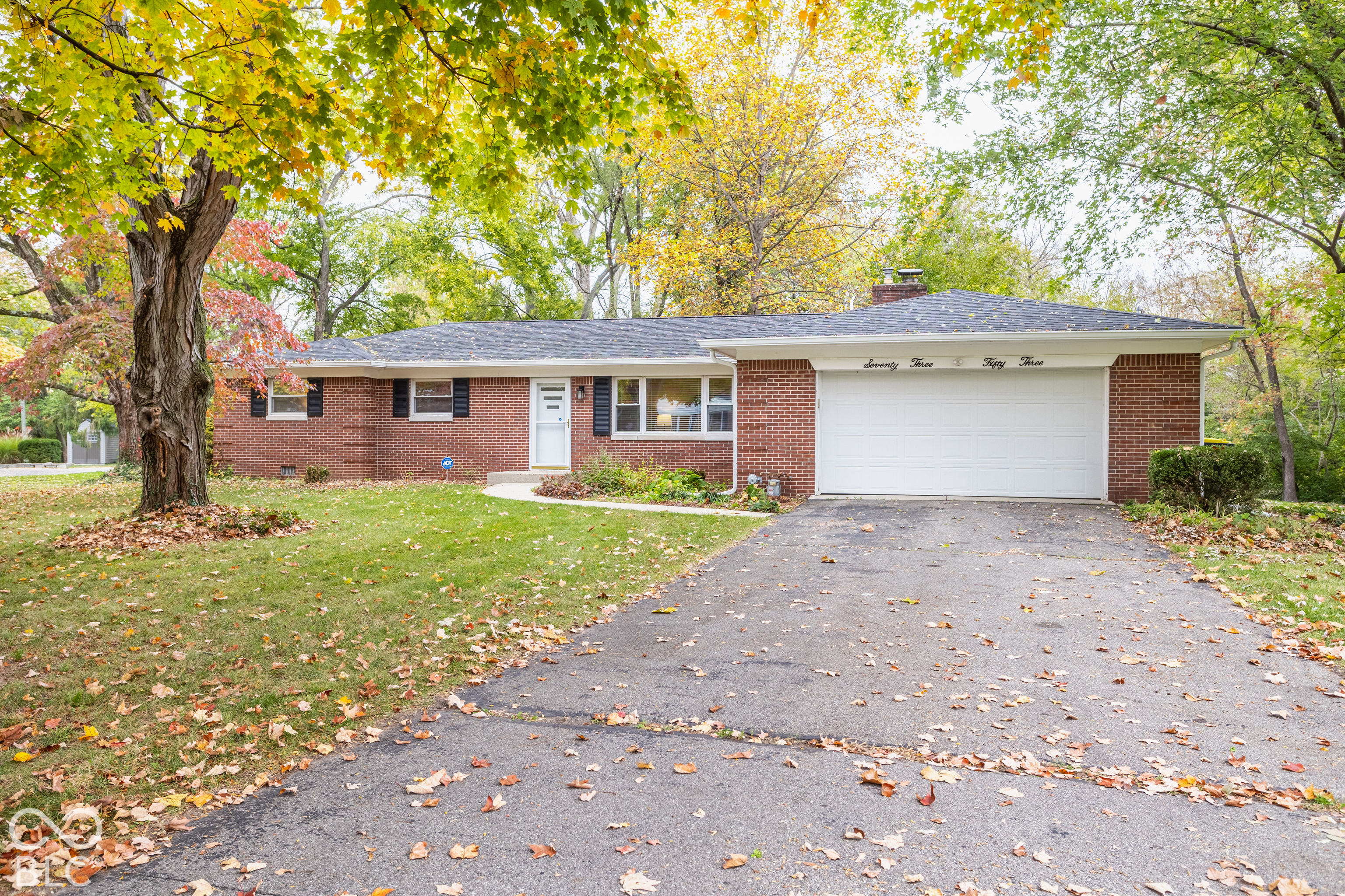 7353 N Tuxedo Street — photo