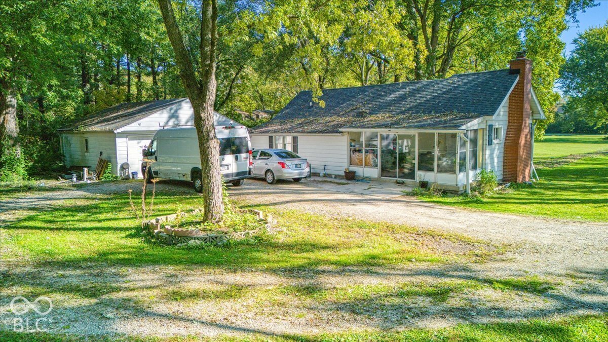 7200 Highland Road — photo