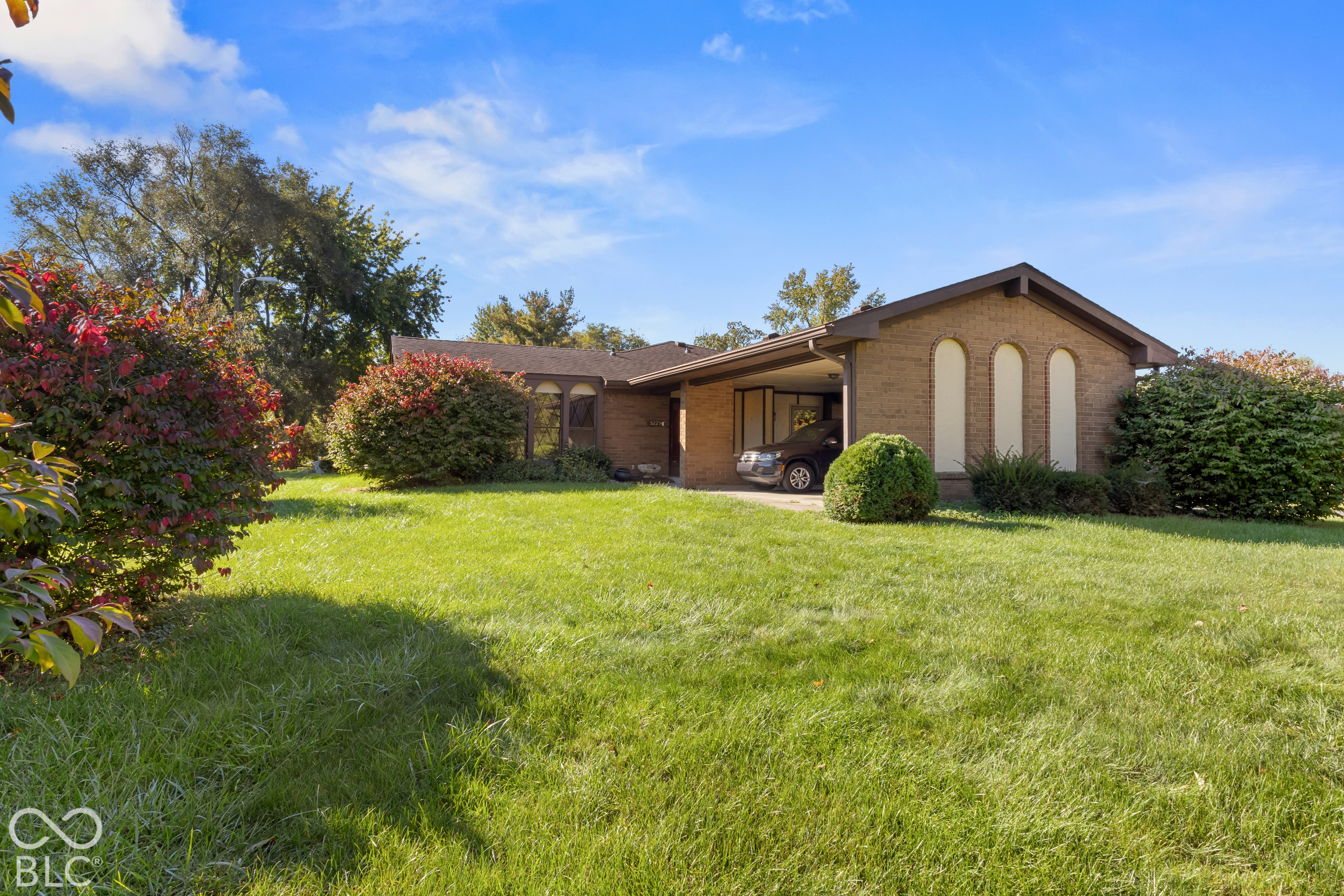 5225 Pinon Drive — photo