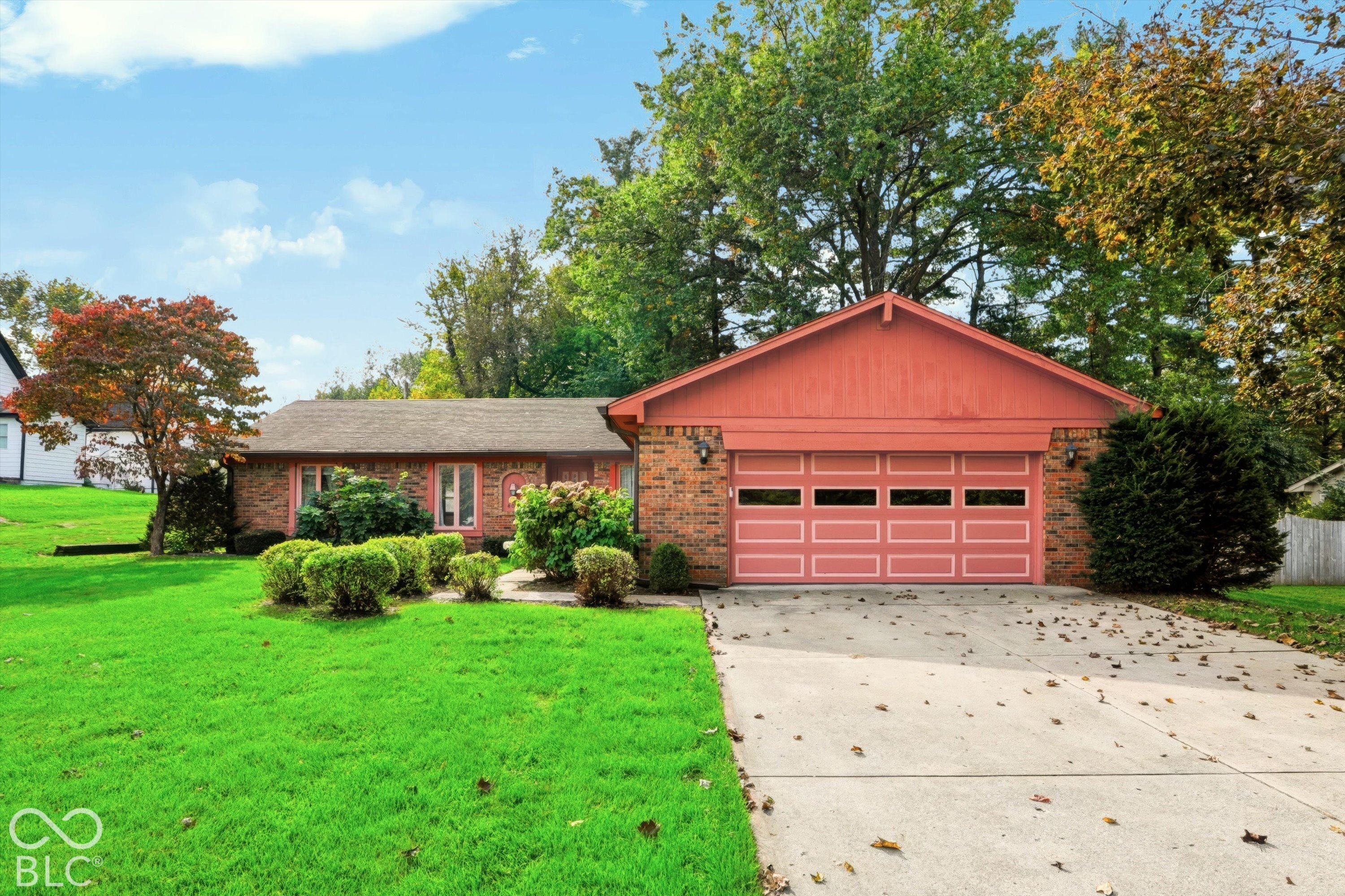4031 W Fairview Road — photo