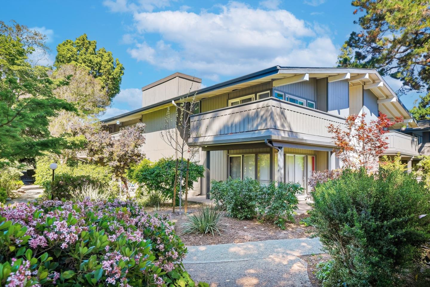 150 Saratoga 308 — photo