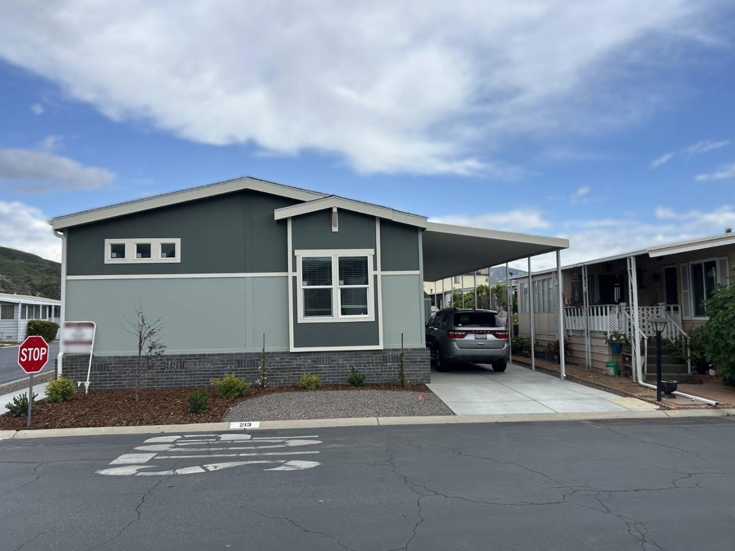 250 East Telegraph Road — photo