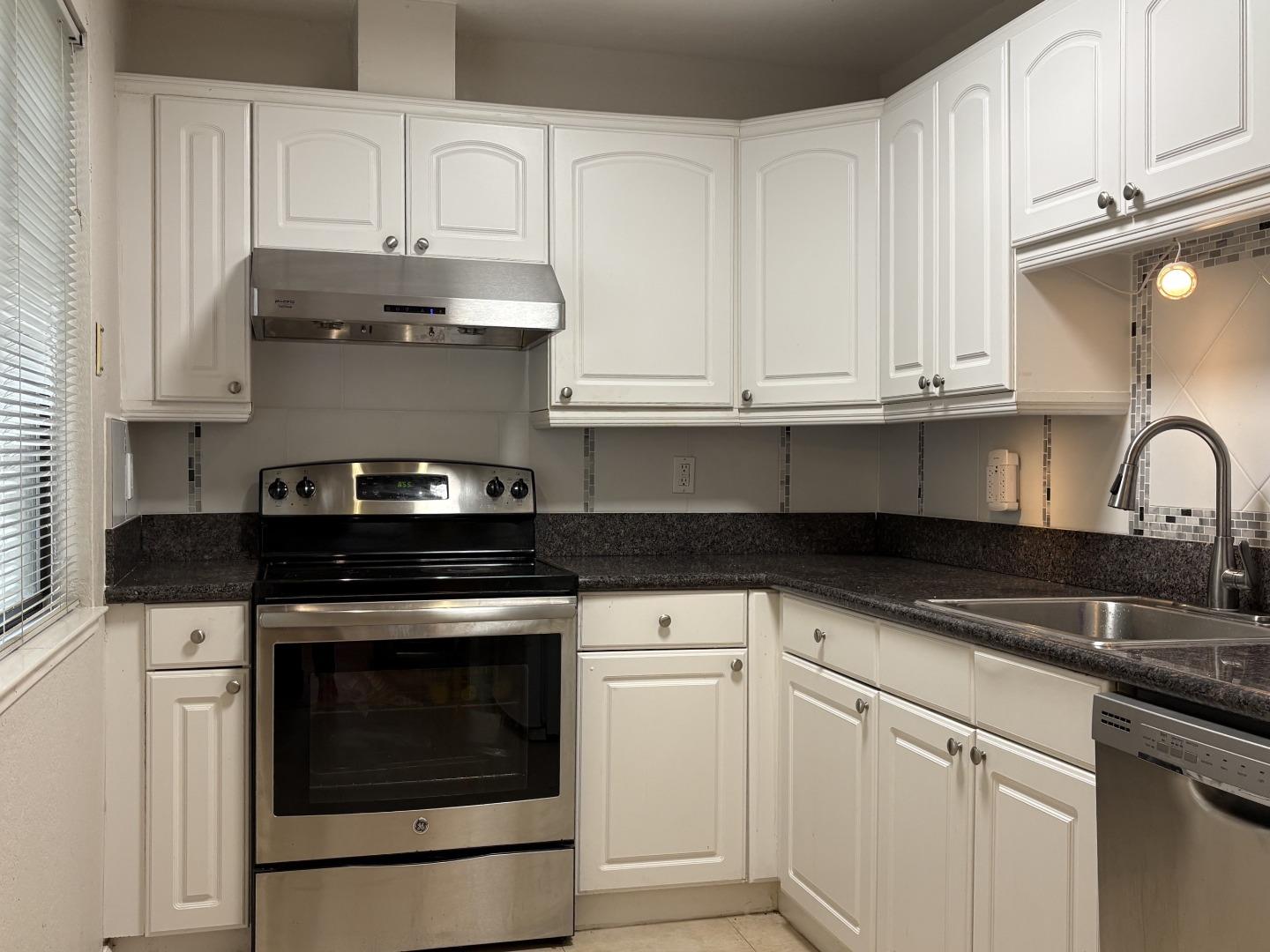 449 Alberto Way 131 — photo