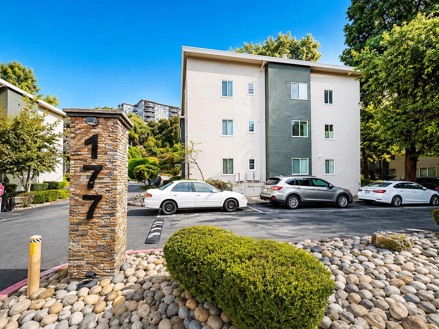 177 North El Camino Real 36 — photo