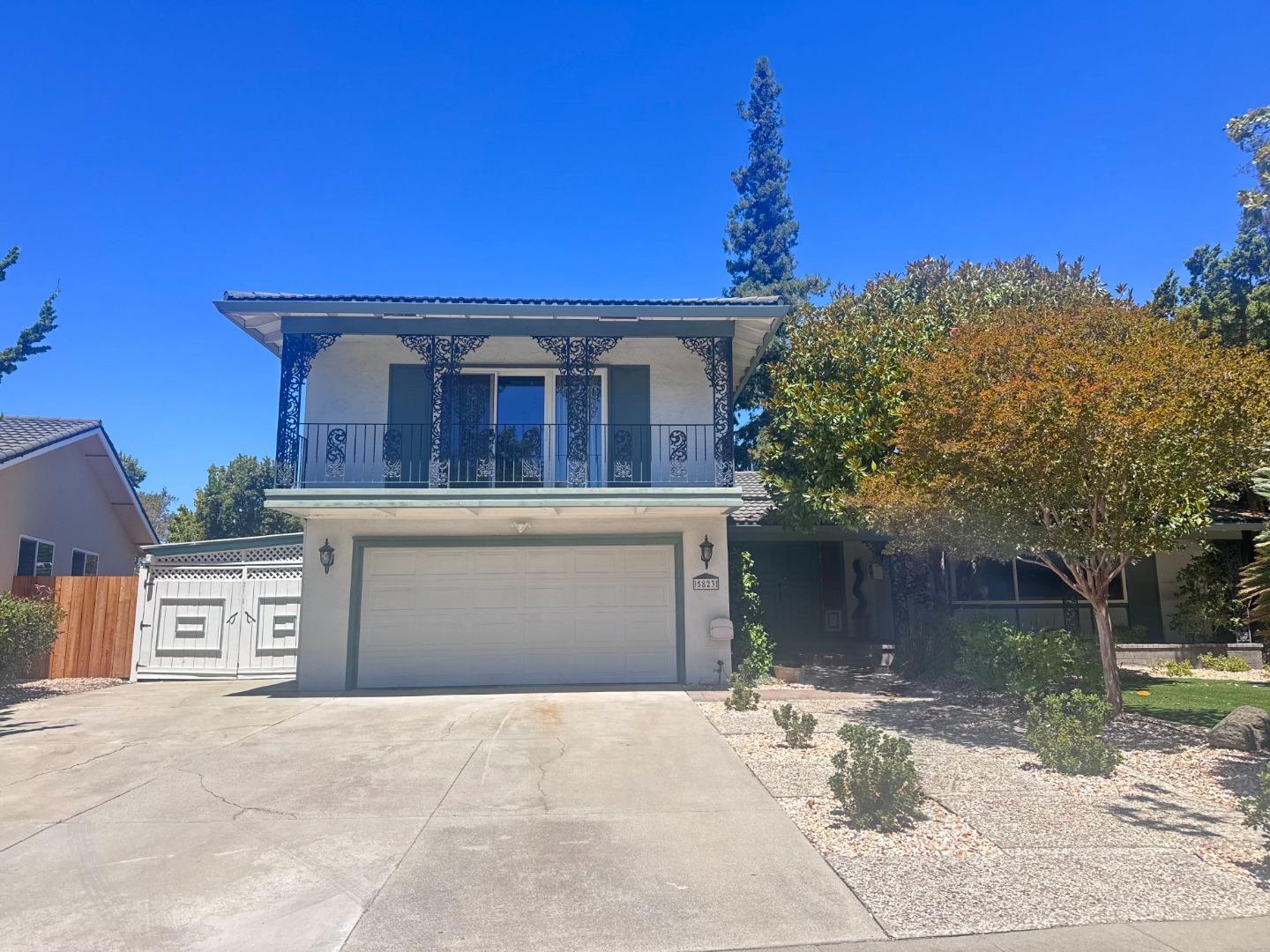 5823 Antigua Drive — photo