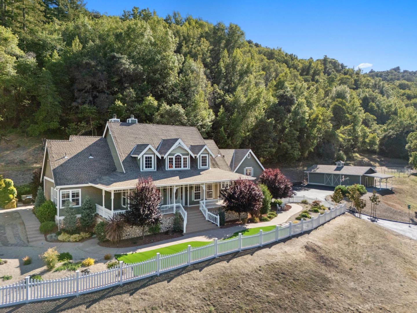 6790 Redwood Retreat Road — photo