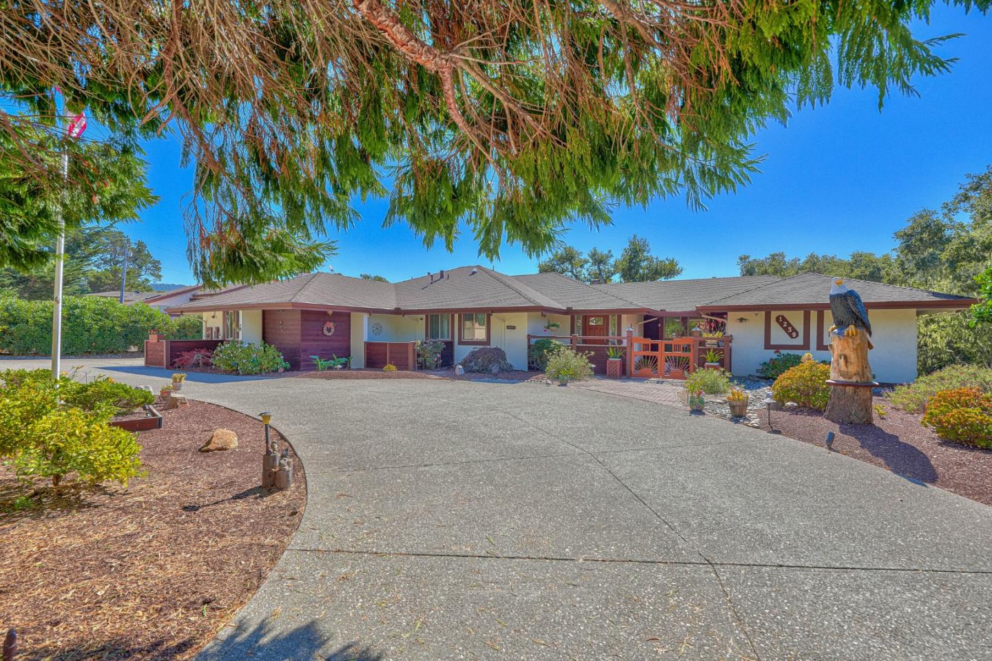 1239 Josselyn Canyon Road — photo