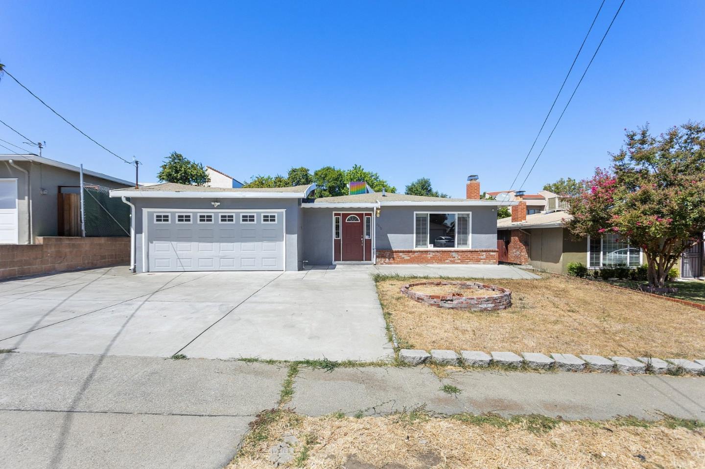 2810 Center Lane — photo