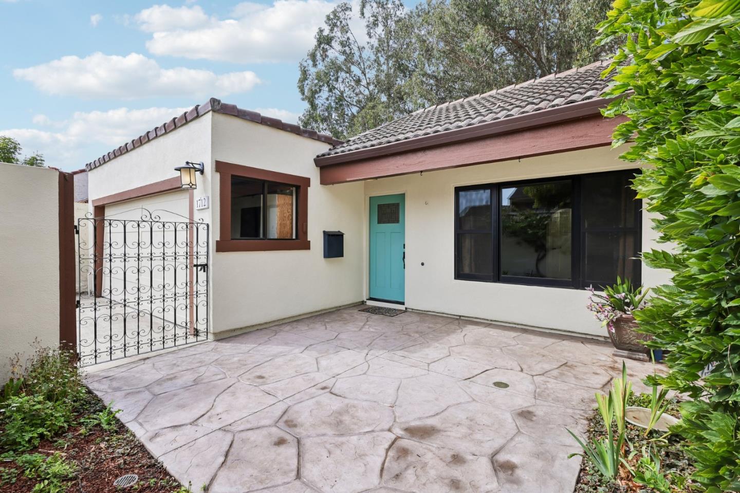 1712 Escalona Drive — photo