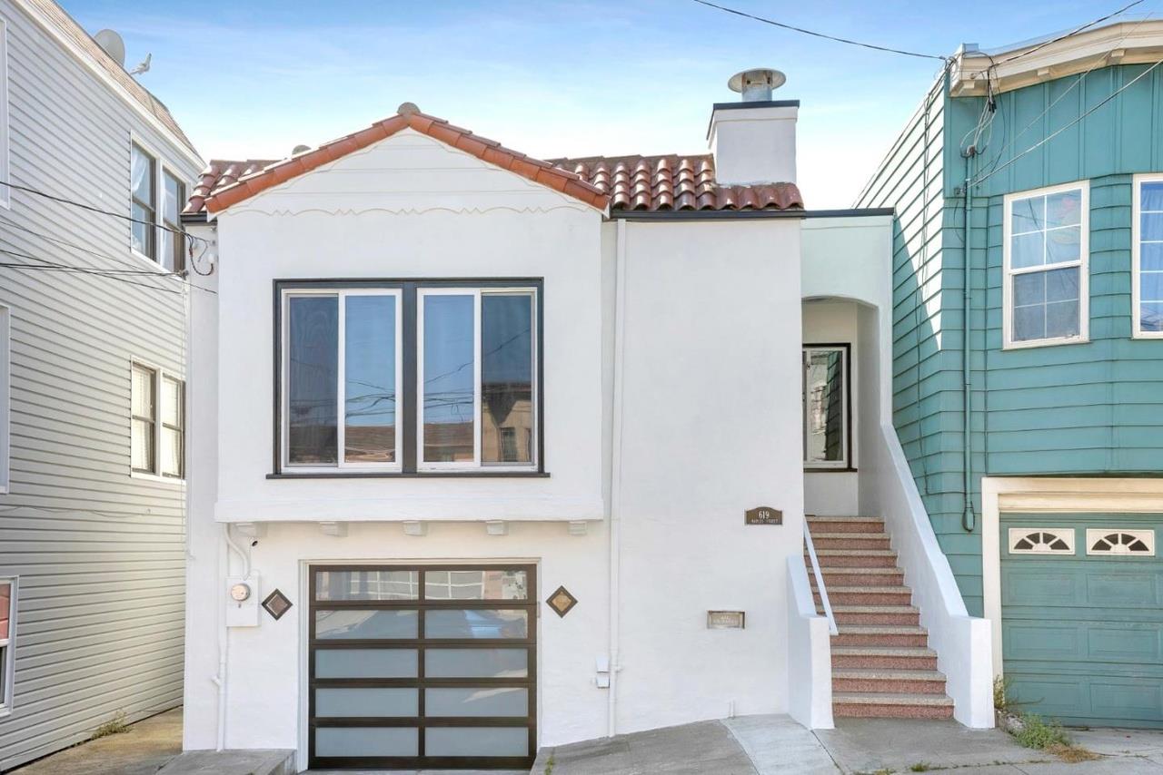 619 Naples Street — photo